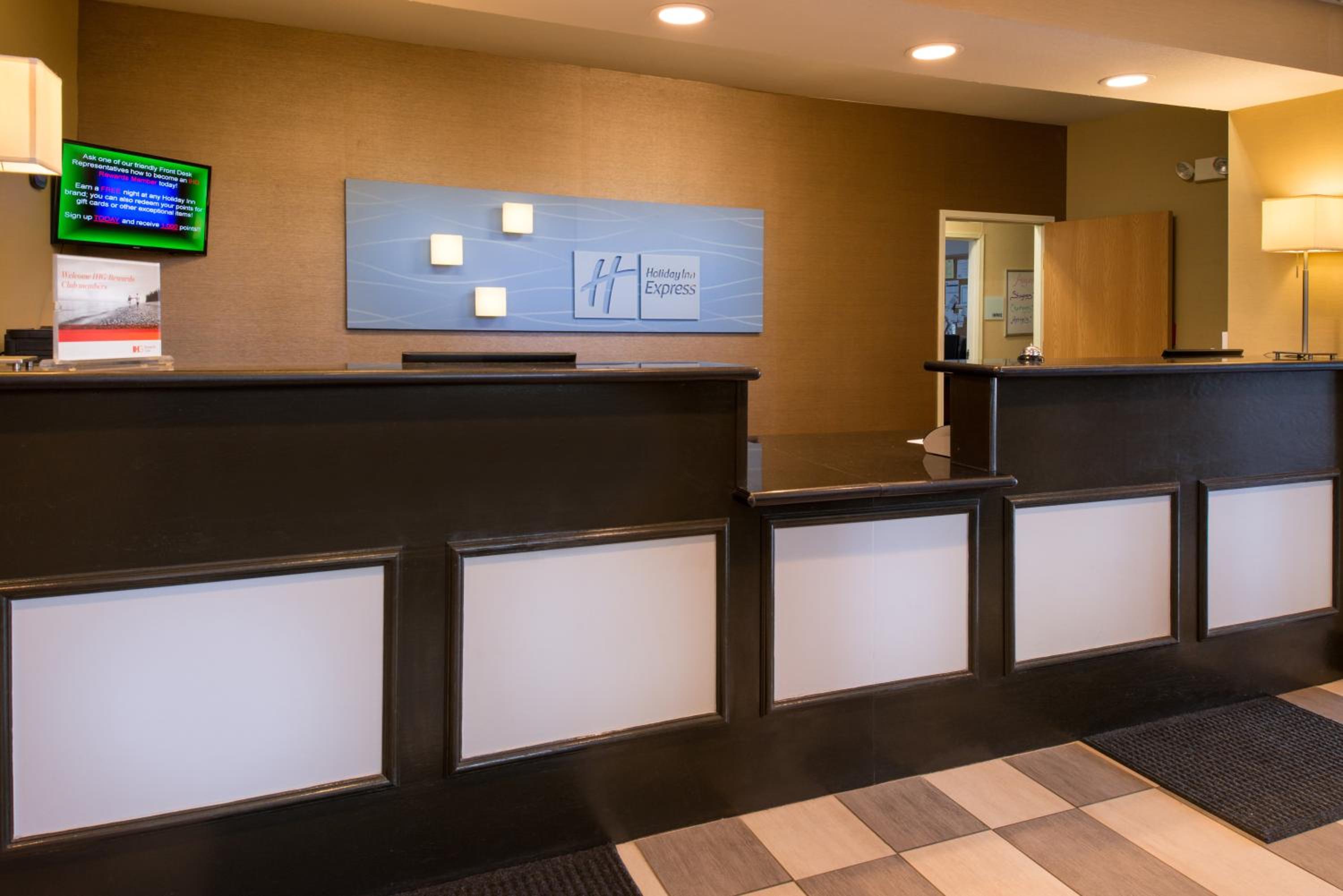 Holiday Inn Express Hotel Suites Bucyrus, an IHG Hotel - Property Image 30
