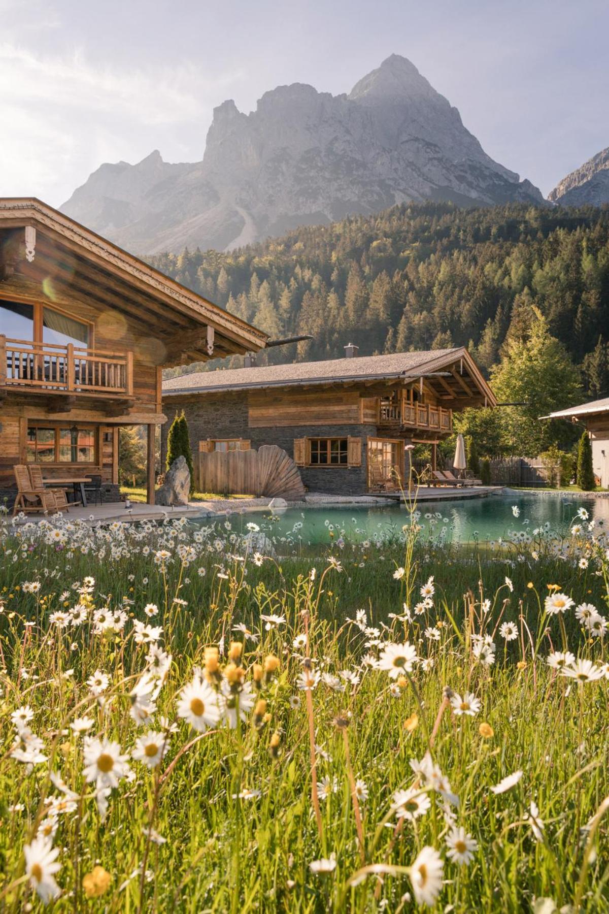 LaPosch - Living Lands