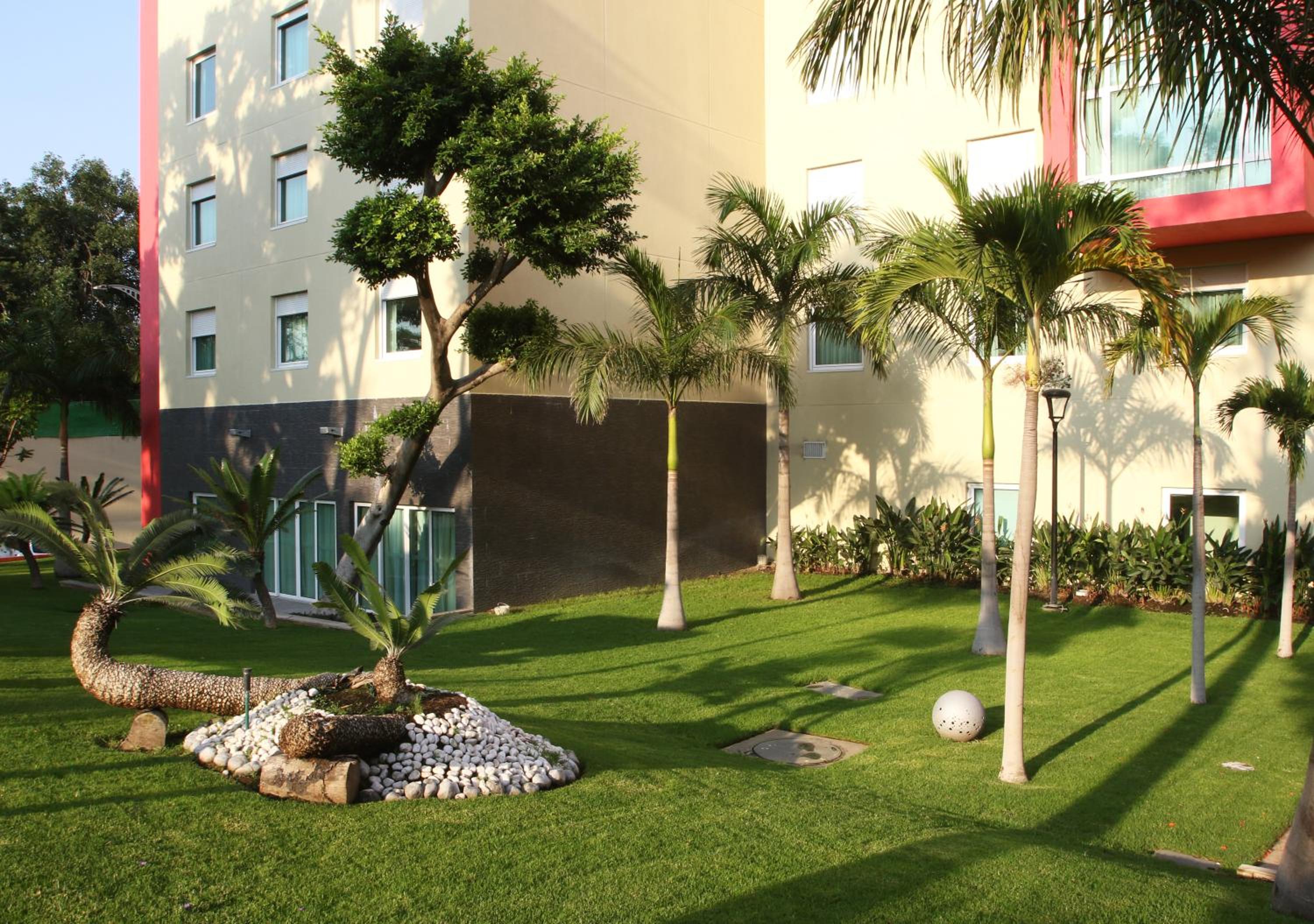 Holiday Inn Express & Suites Cuernavaca by IHG