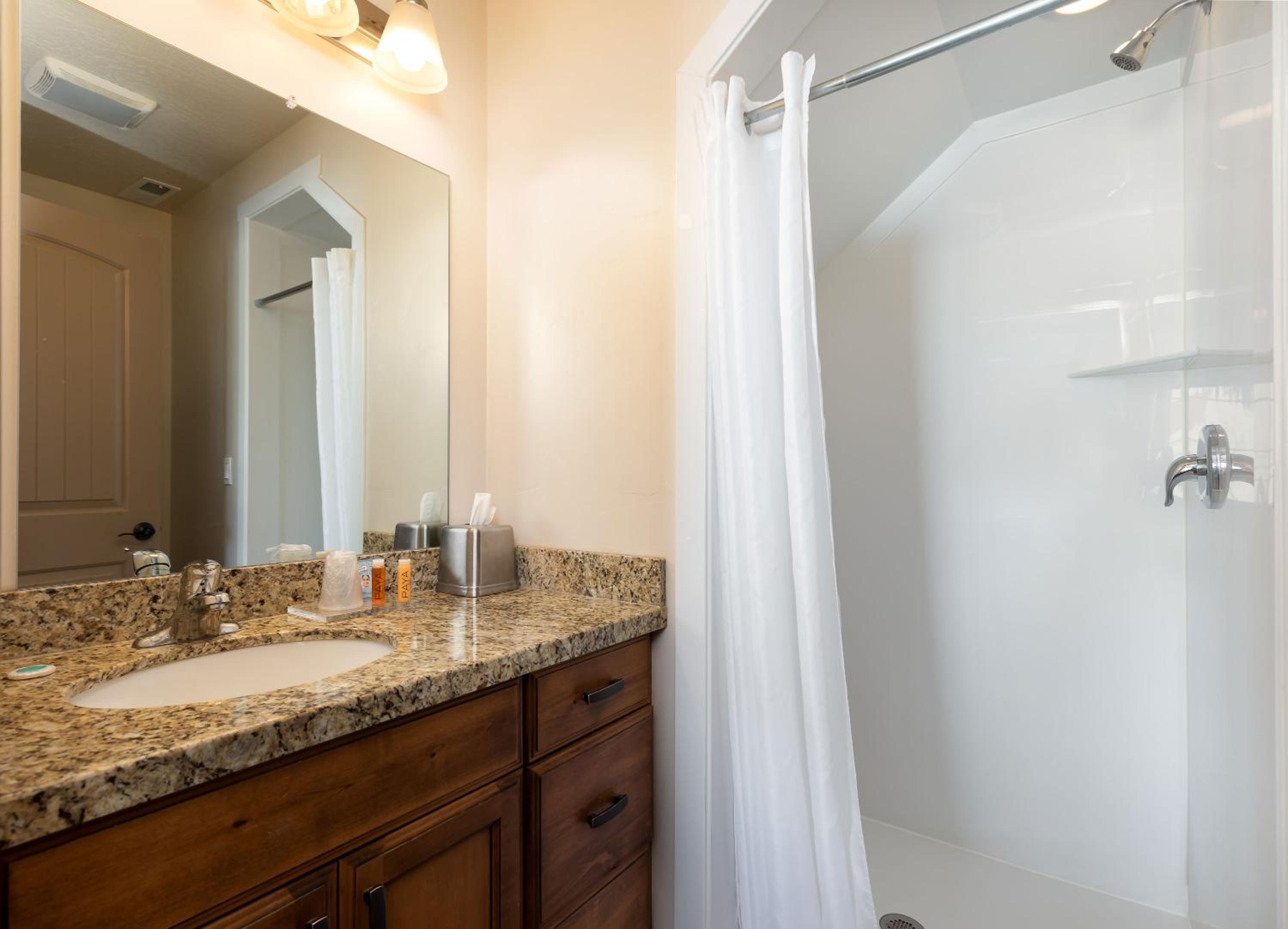 Duchesne Suites