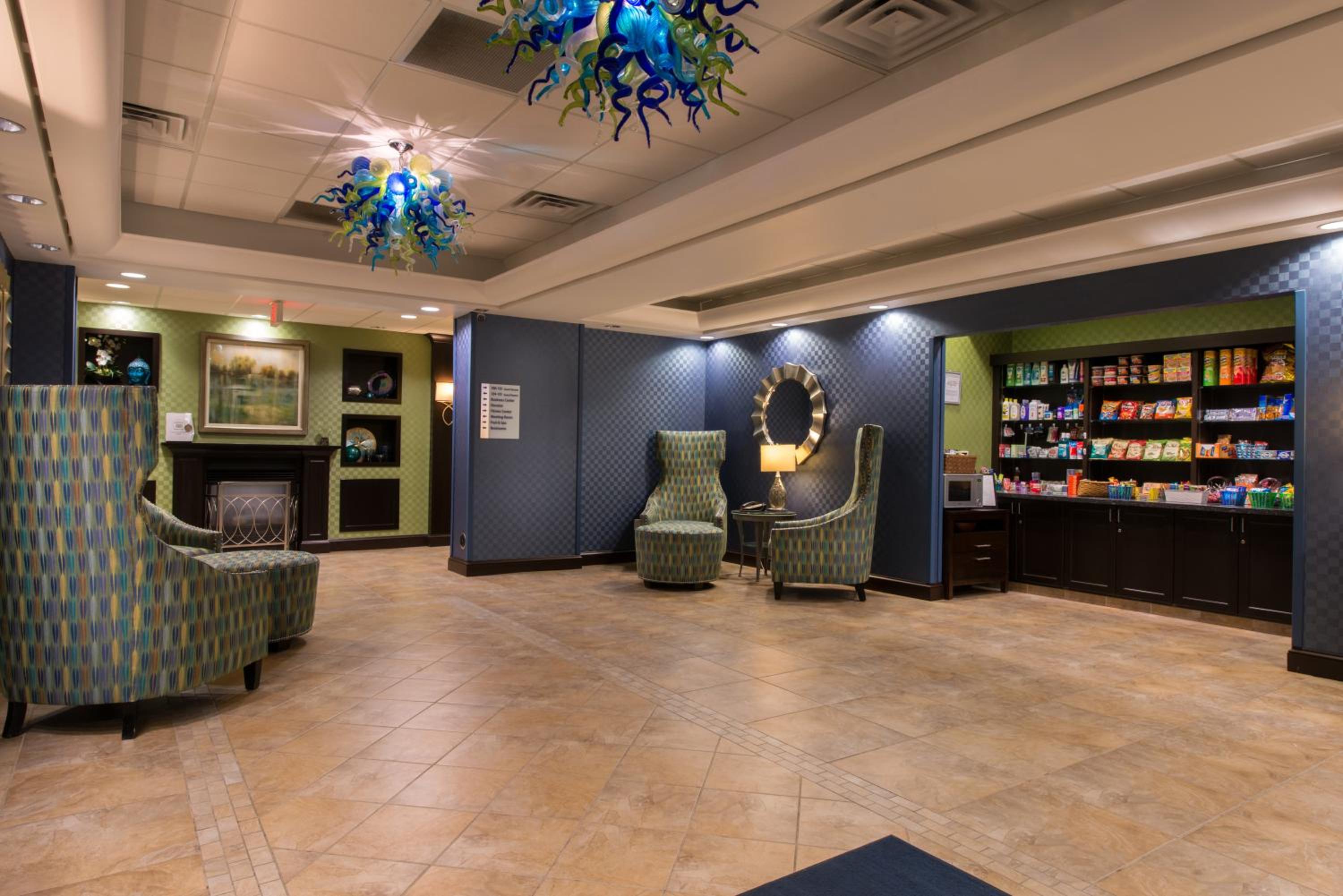 Scranton Vacations - Holiday Inn Express and Suites Dickson City, an IHG Hotel - Property Image 4