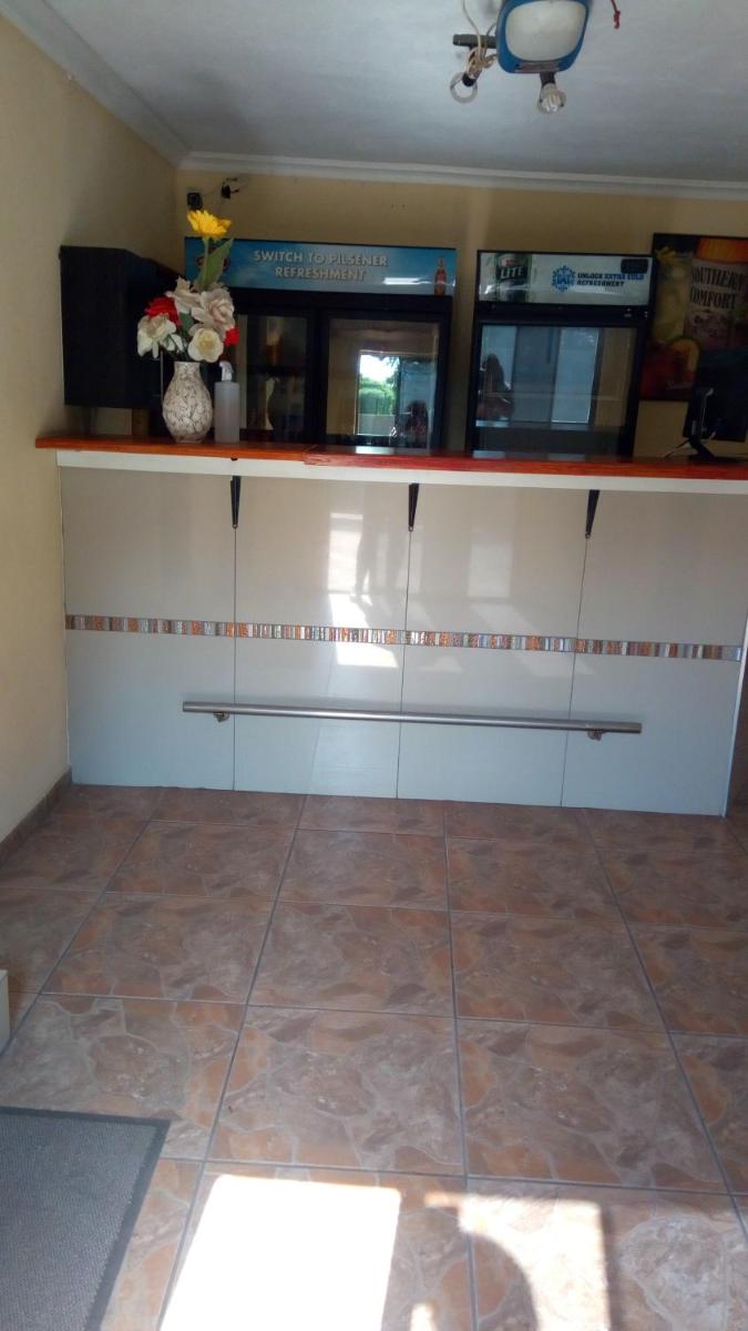 Photo 8