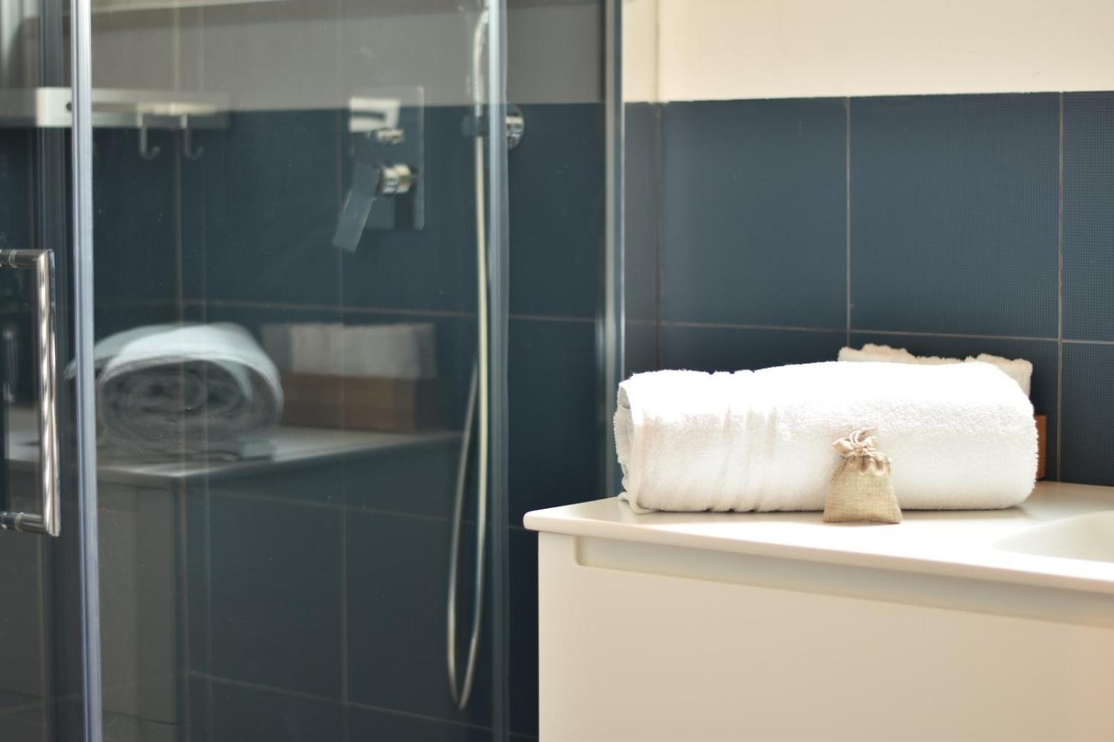 Sistò Petite Maison en Altamura — bathroom