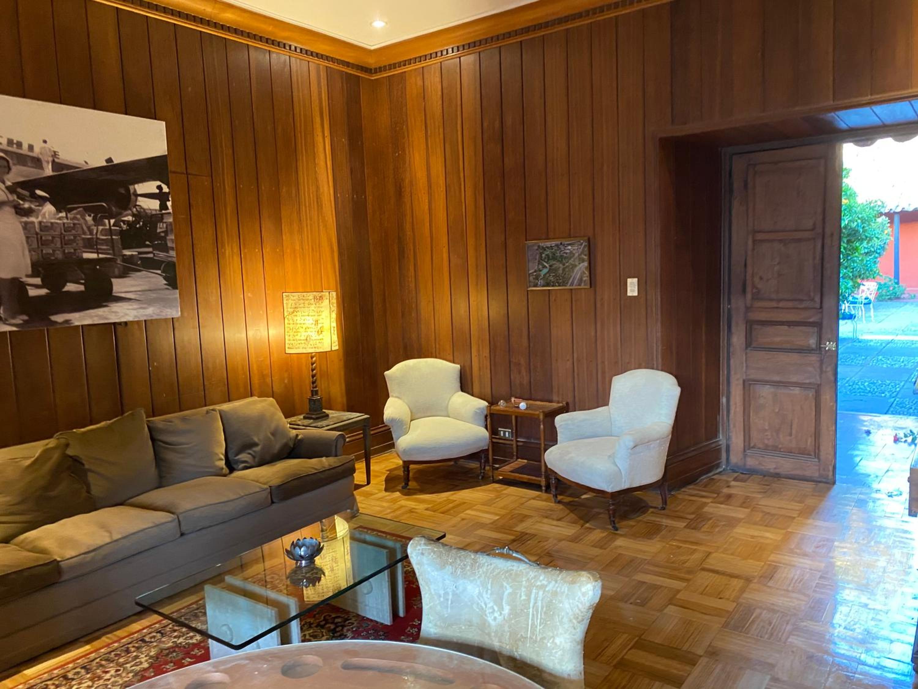 Casona Lo Aguirre , Hospedaje de Temporada Cálidas