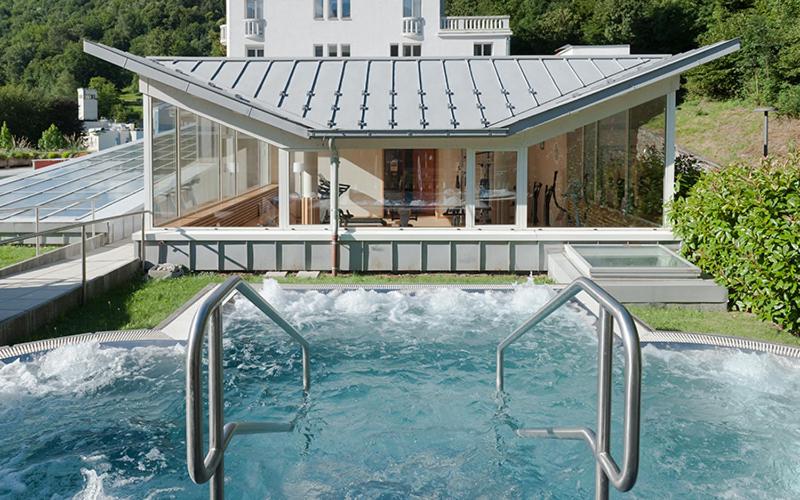 Jacuzzi