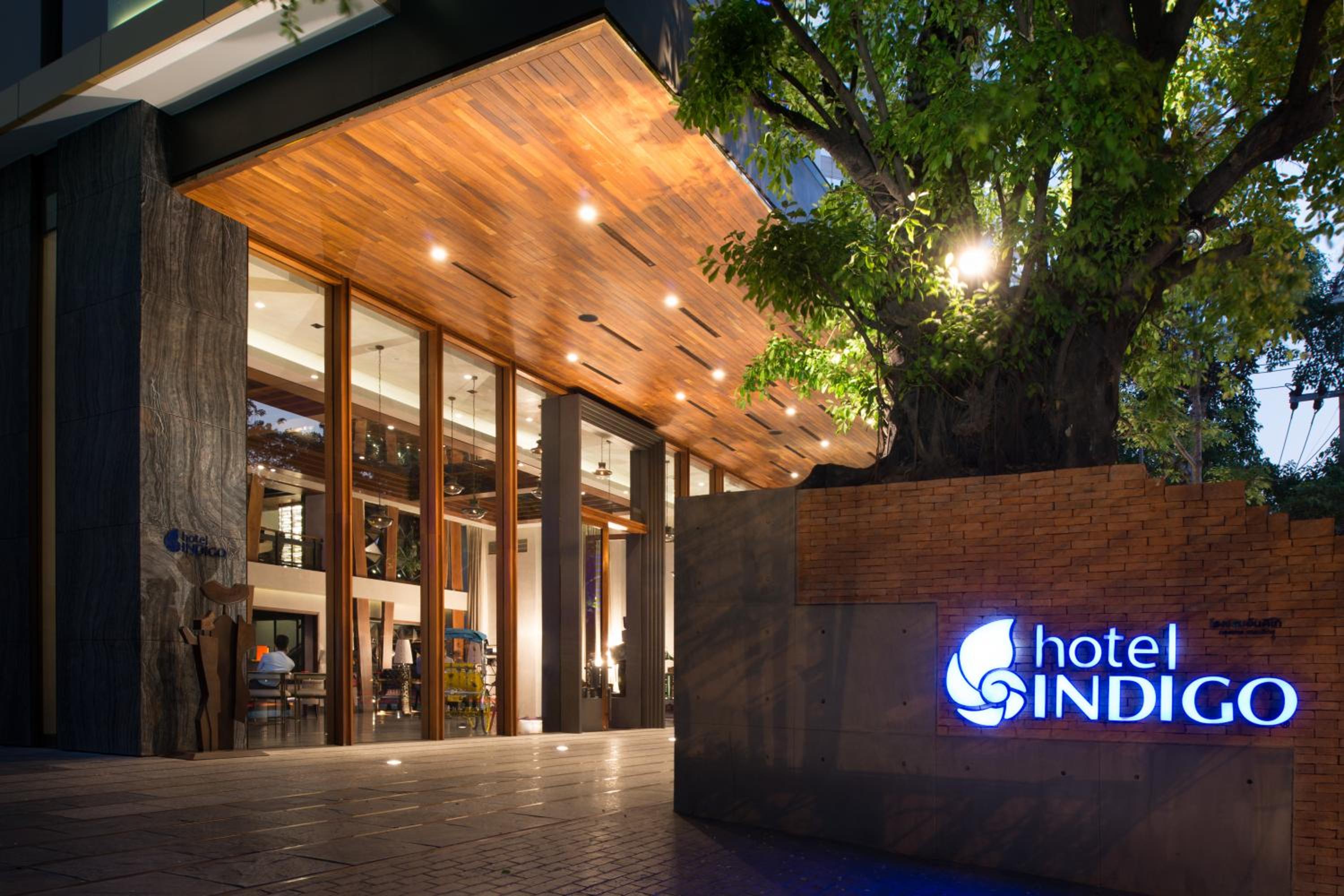 Hotel Indigo Bangkok Wireless Road by IHG