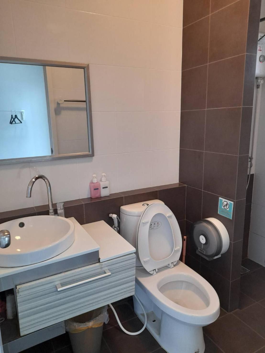 HOMEY-Sleepy Don Mueang Airport Hostel