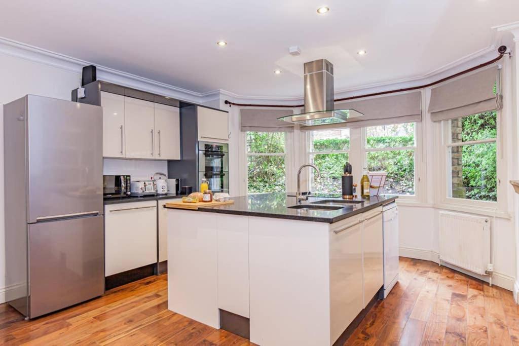 Oxford Vacations - Oxfordshire Living - The Palin Apartment - Oxford - Property Image 28