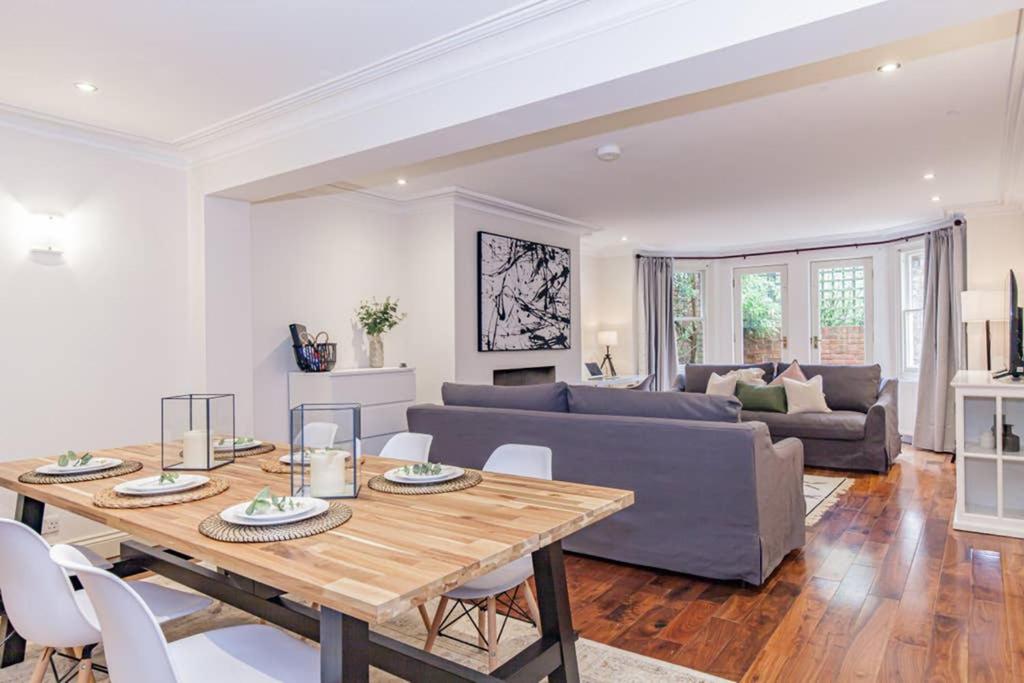 Oxford Vacations - Oxfordshire Living - The Palin Apartment - Oxford - Property Image 1