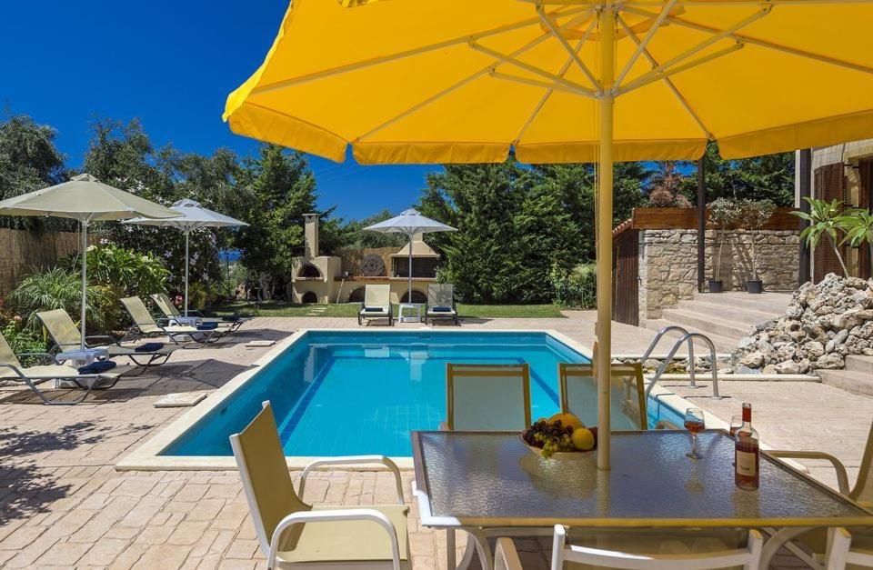 Exclusive Crete Villa Villa Citrus 3 Bedroom Private Pool Rethymnon view 4