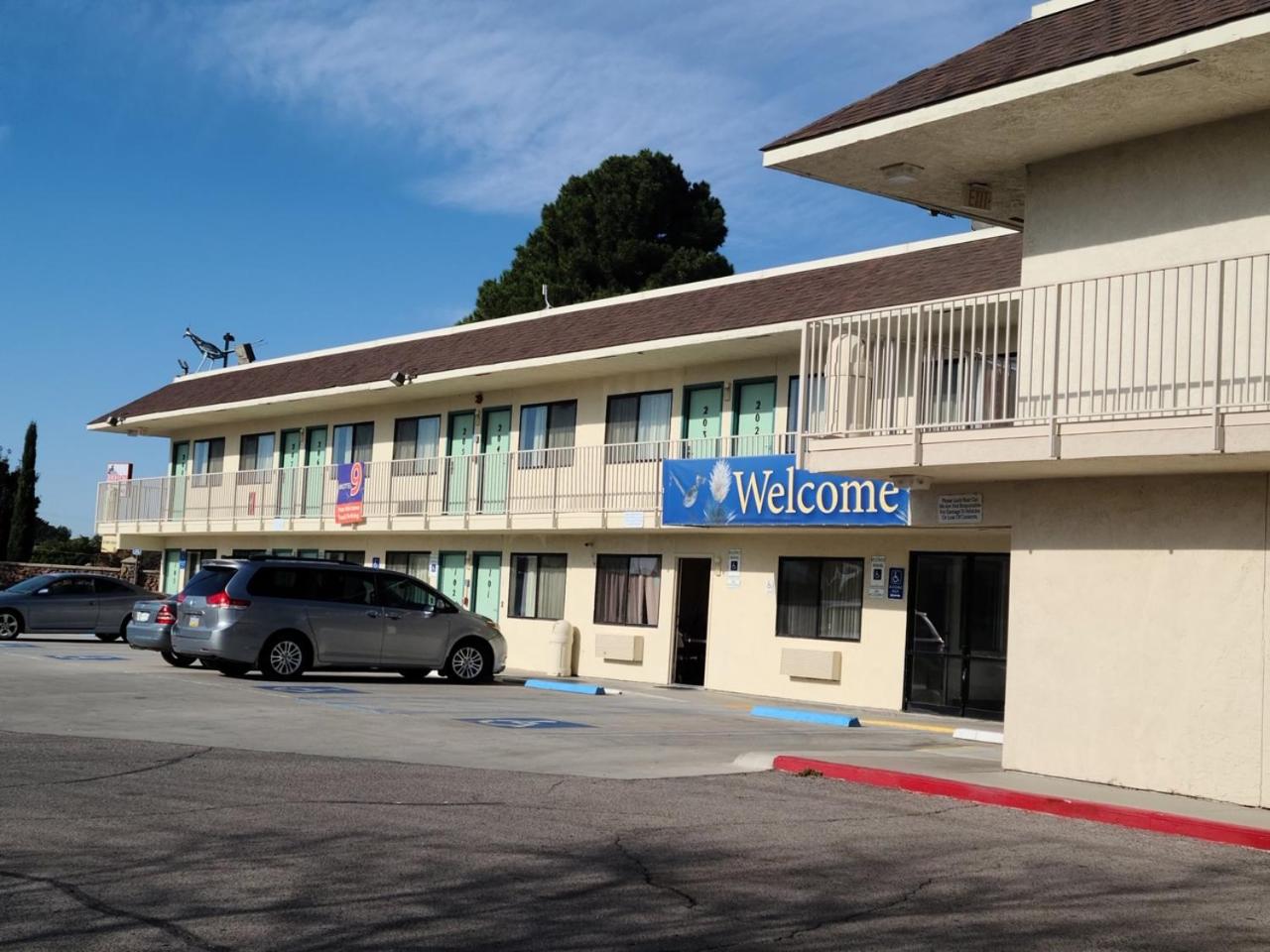 Las Cruces Vacations - Motel 9 Las Cruces - Property Image 3