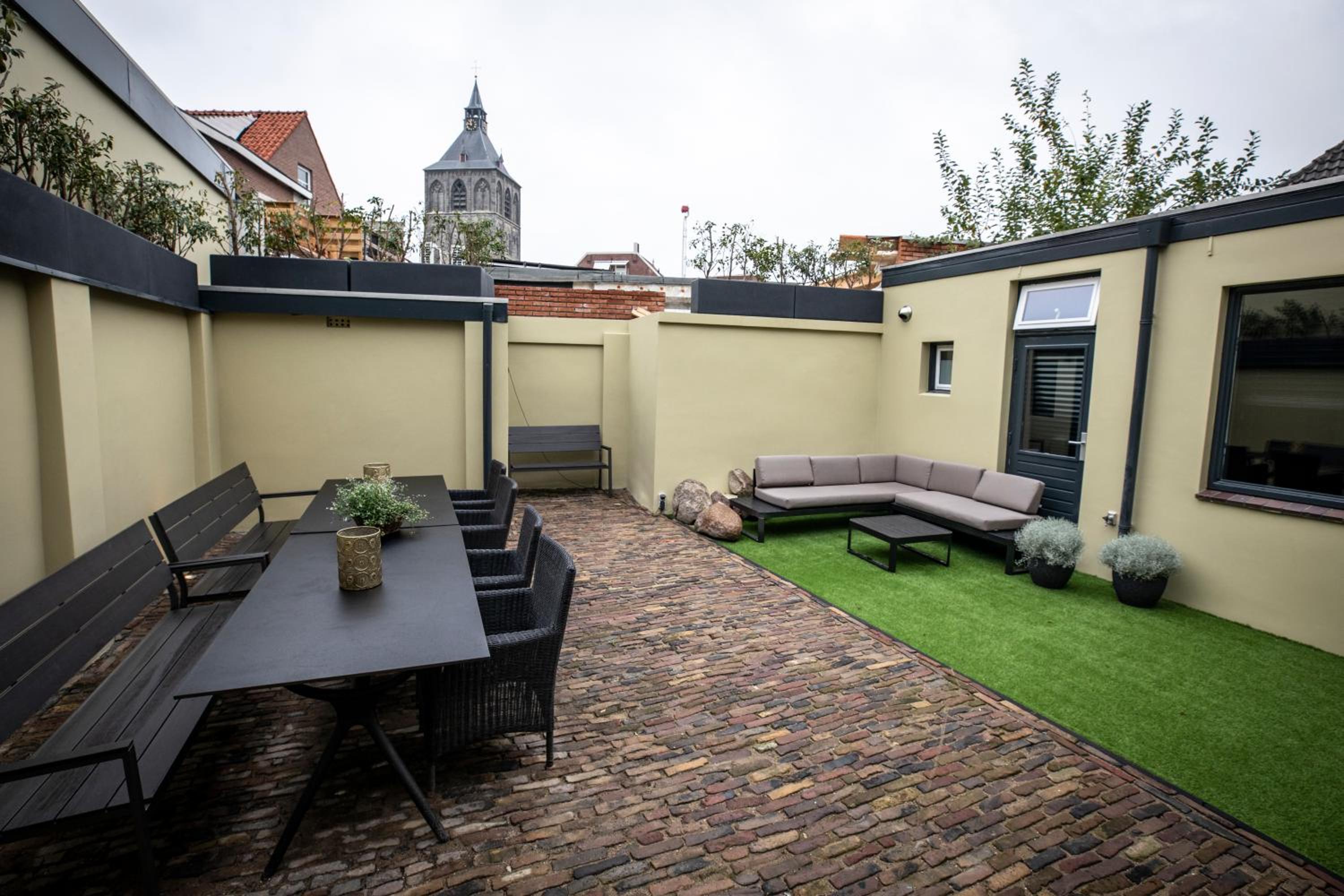 OP10 Logeren view 4