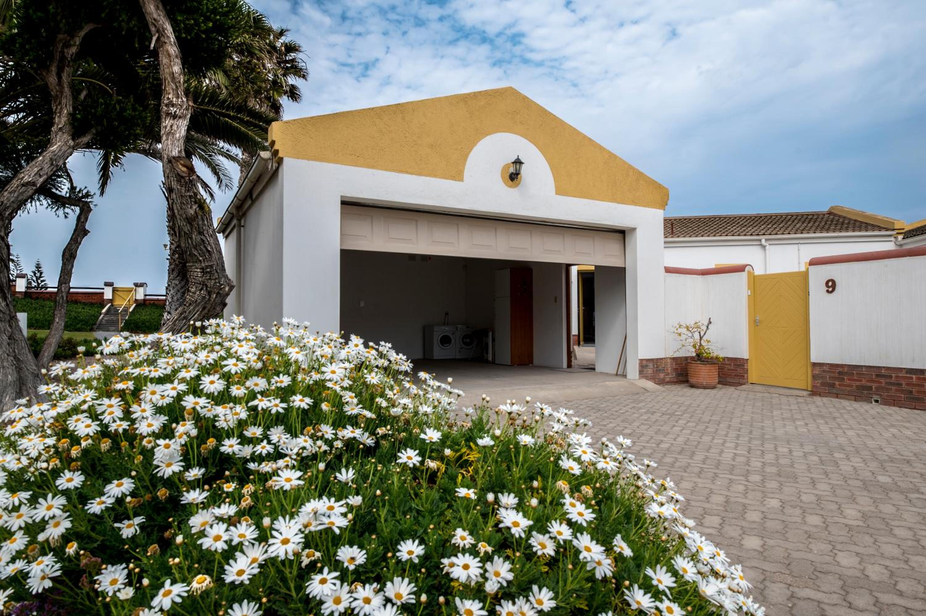 Nordstrand Self-Catering Flat view 2