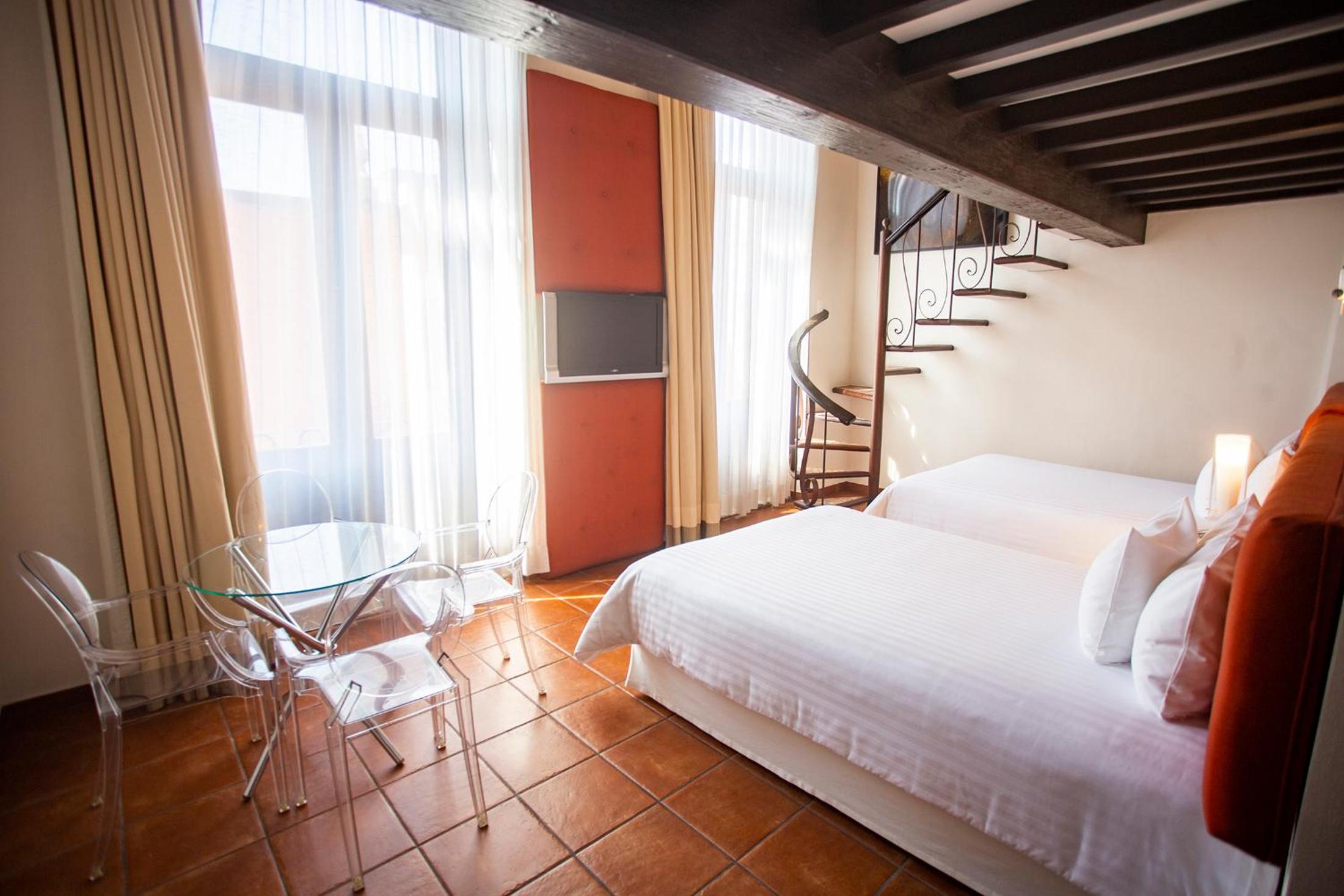 Hotel Herencia By Hosting House - Property Image 47