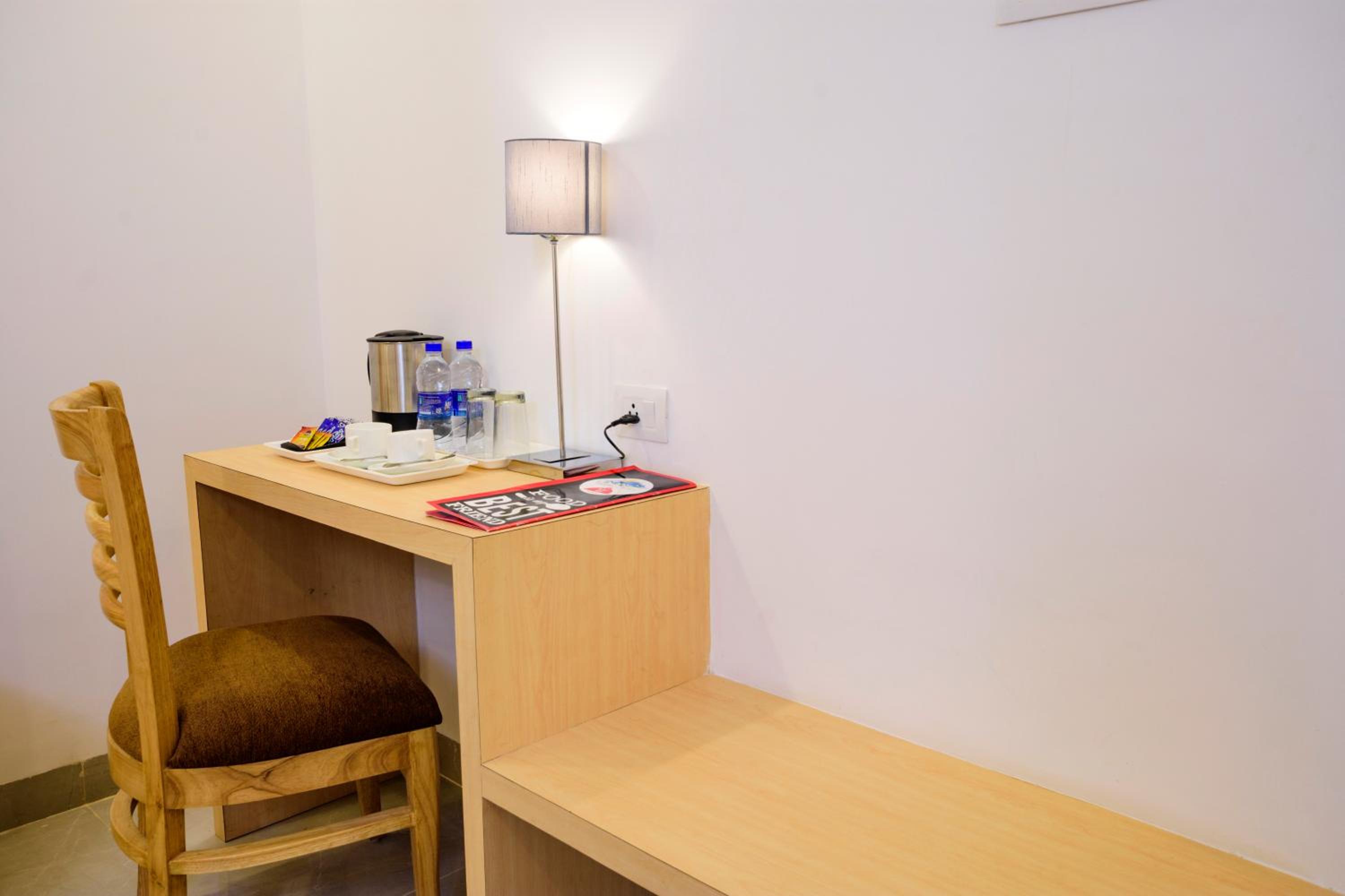 De Lagom Comforts , Comfortable Rooms with Pool & Breakfast - Near Anjuna Beach