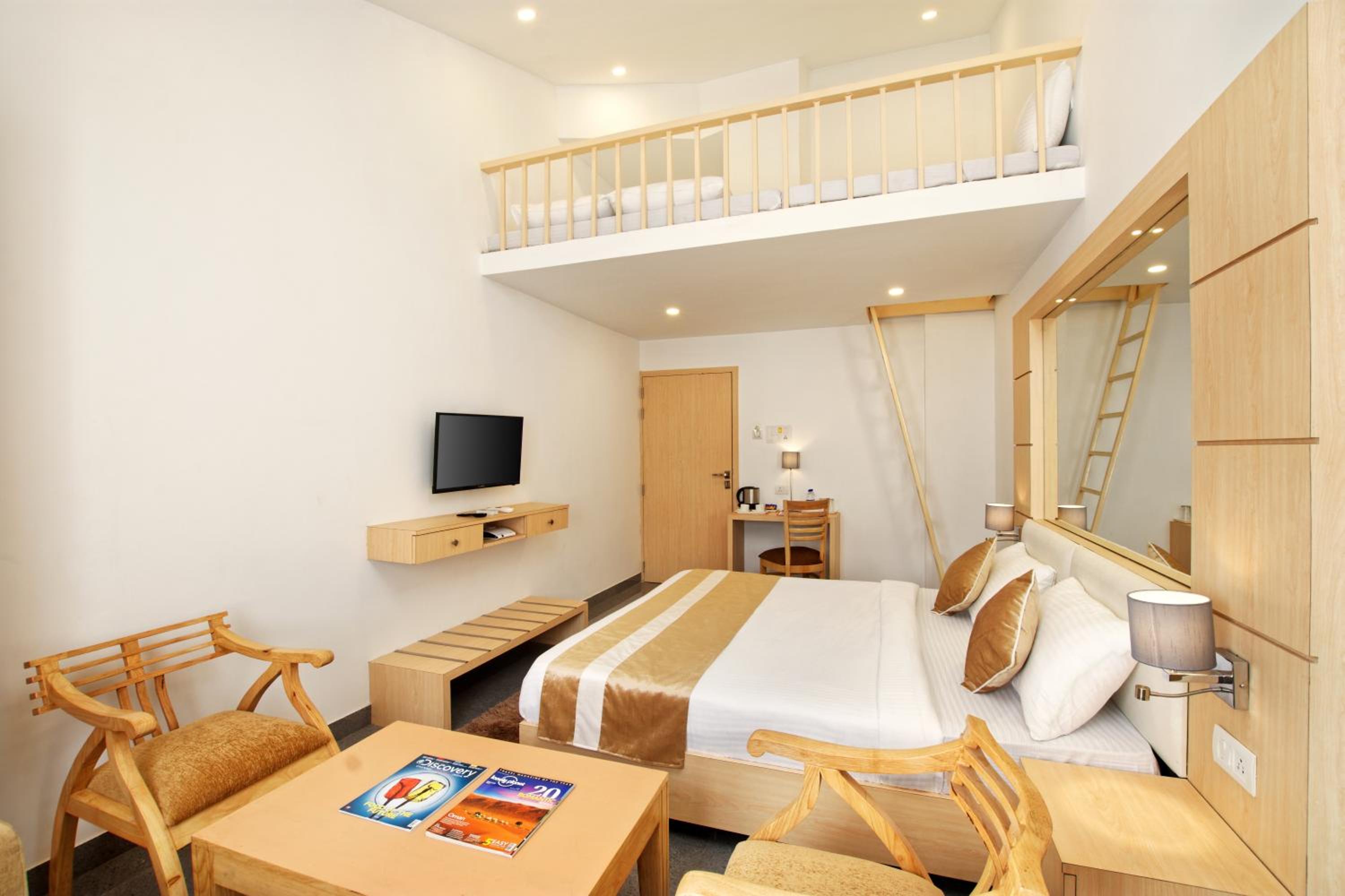 De Lagom Comforts , Comfortable Rooms with Pool & Breakfast - Near Anjuna Beach