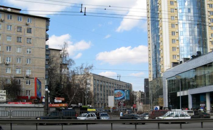 Apartment on Bogdana Gavrilishyna 3 view 2