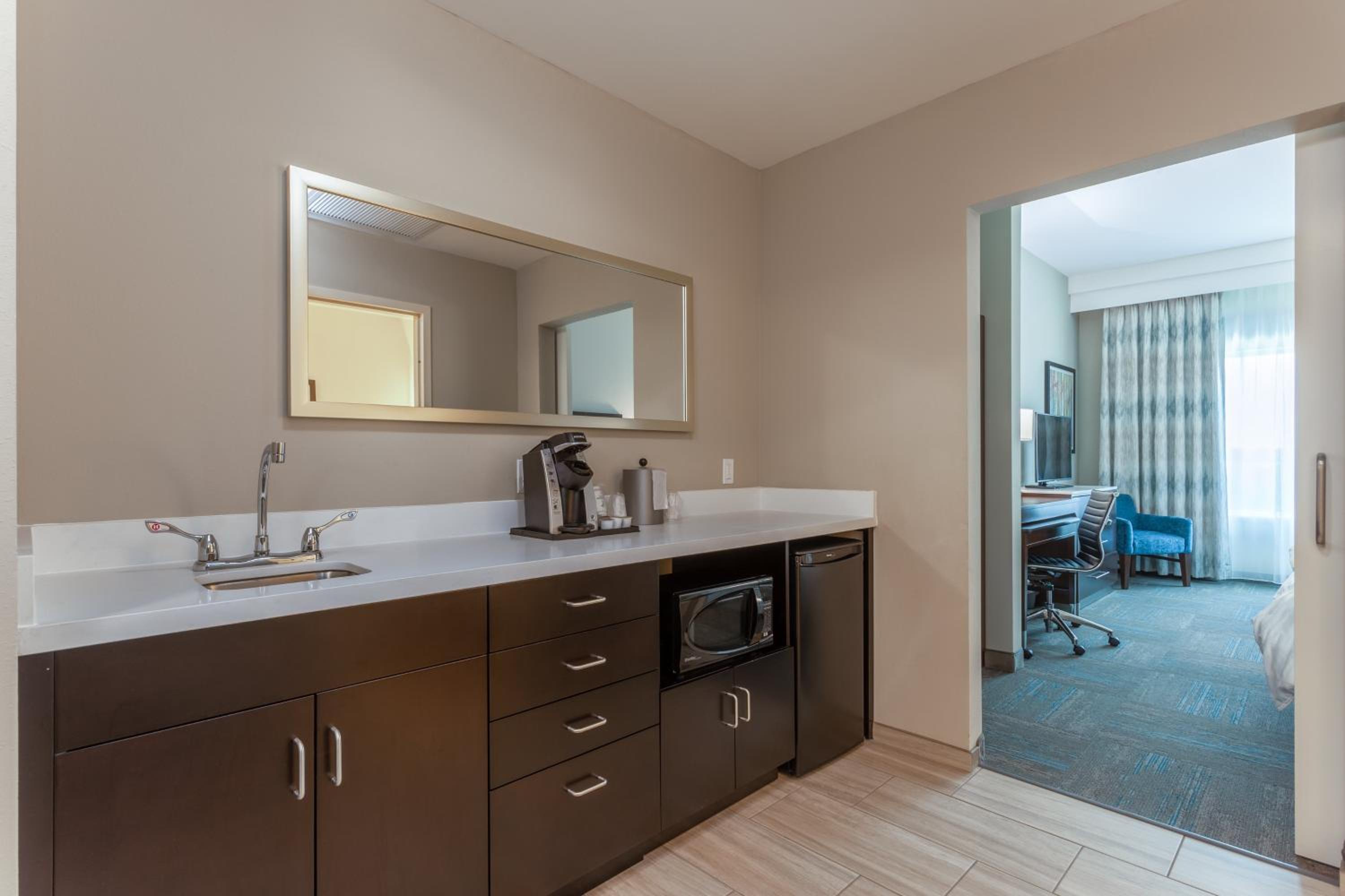Jefferson City Vacations - Holiday Inn  Suites - Jefferson City, an IHG Hotel - Property Image 3