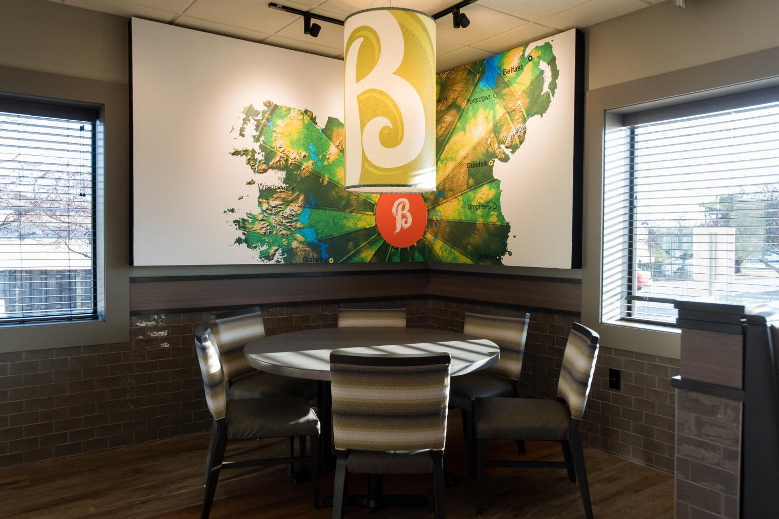 Des Moines Vacations - Holiday Inn Hotel  Suites Des Moines-Northwest, an IHG Hotel - Property Image 5