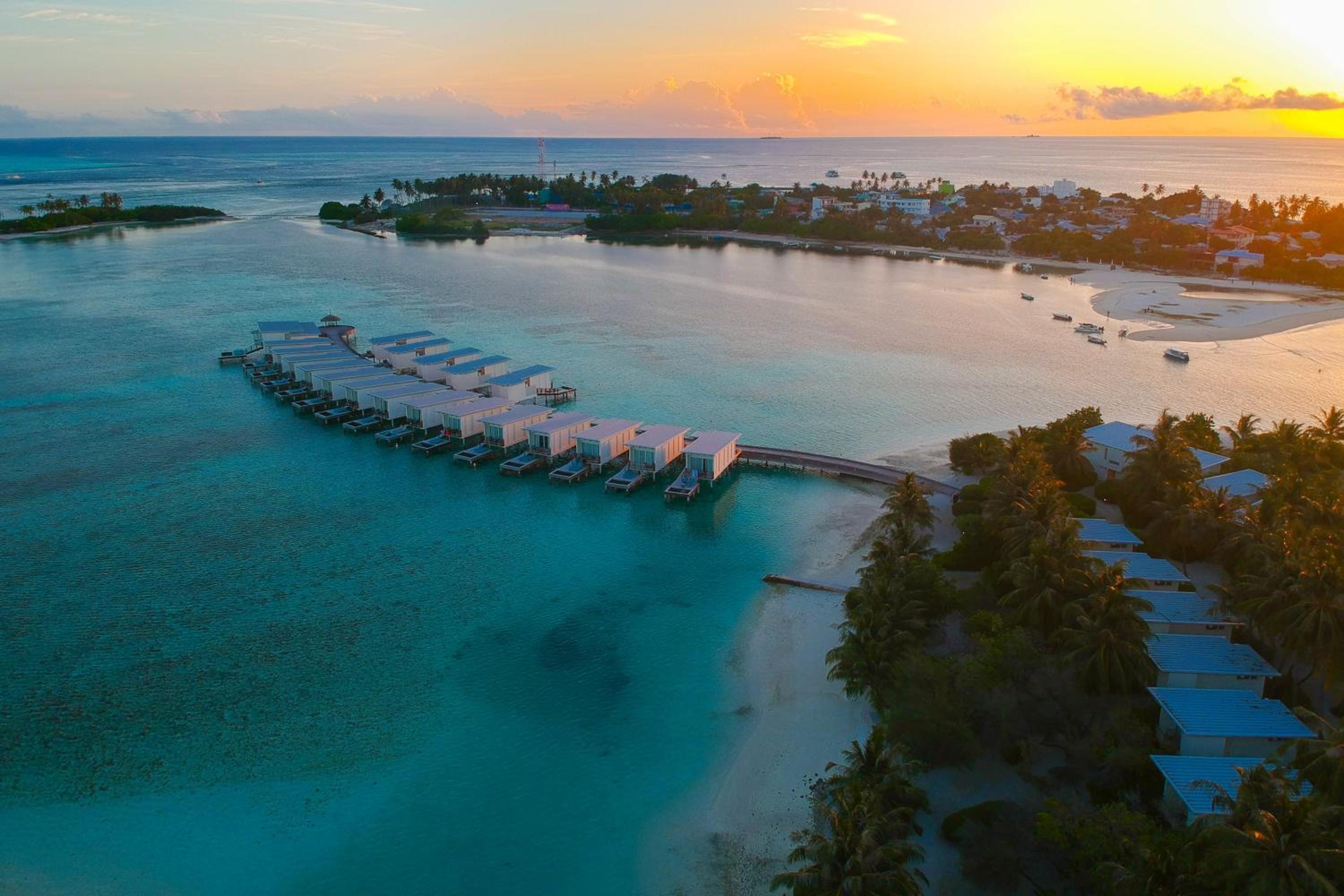 Holiday Inn Resort Kandooma Maldives - Kids Stay & Eat Free and Free Roundtrip Speed Boat for a minimum 4 nights stay — photo 84
