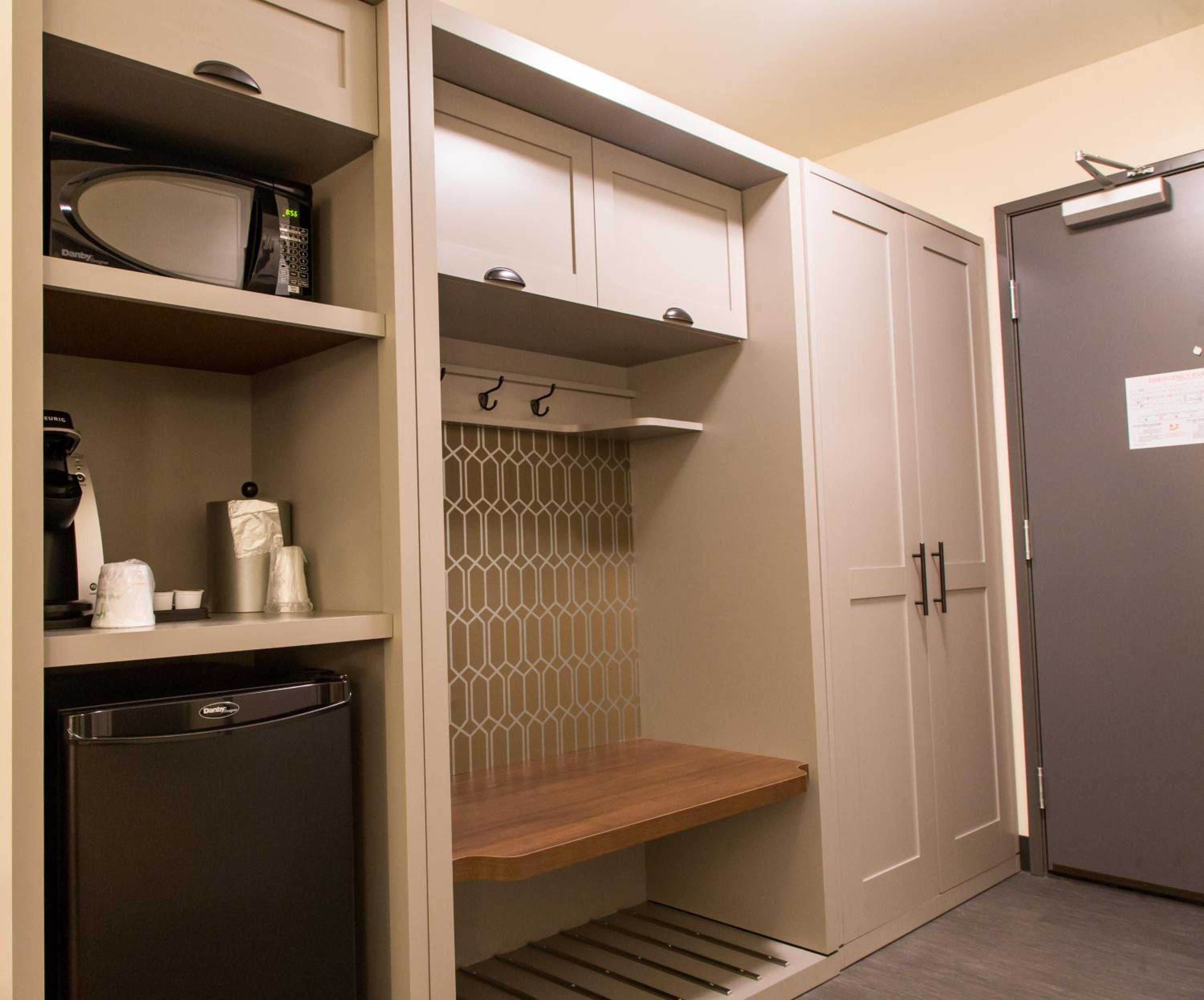Mount Pleasant Vacations - Holiday Inn Hotel  Suites - Mount Pleasant, an IHG Hotel - Property Image 2