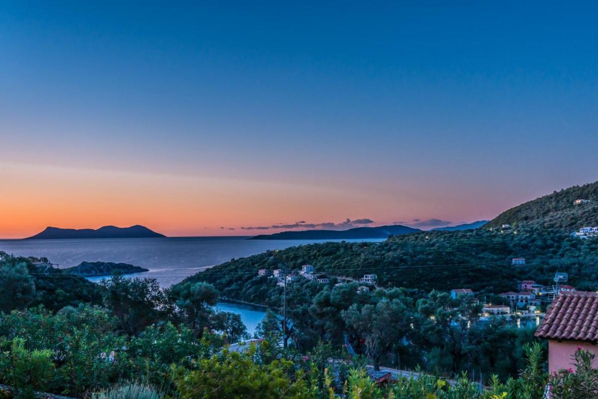 SivotaBayVillas Lefkada - 3 bedrooms villas with sea view & private pool — photo 5