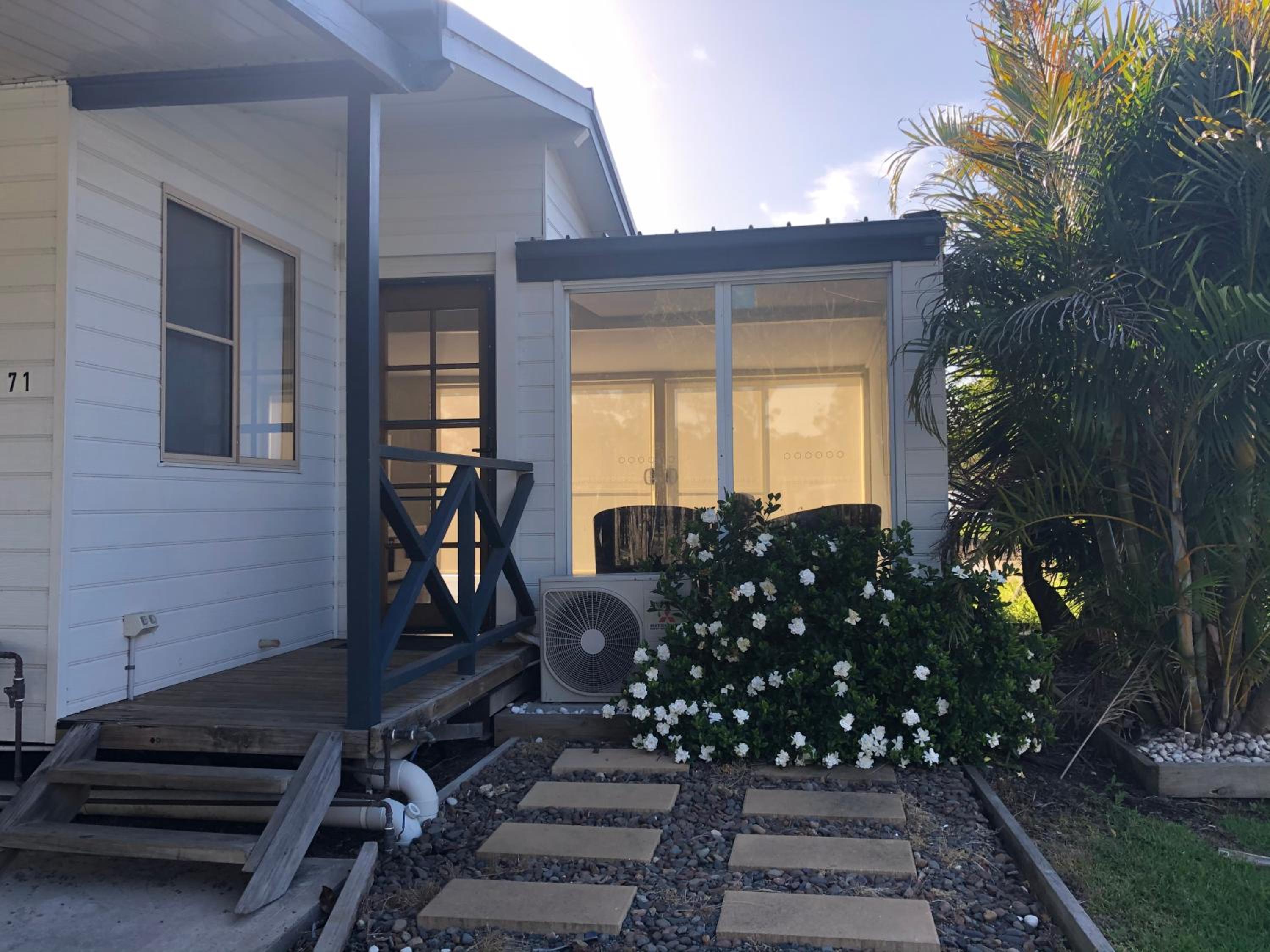 Hotel Australian Motor Home Tourist Park Twelve Mile Creek - Image 1