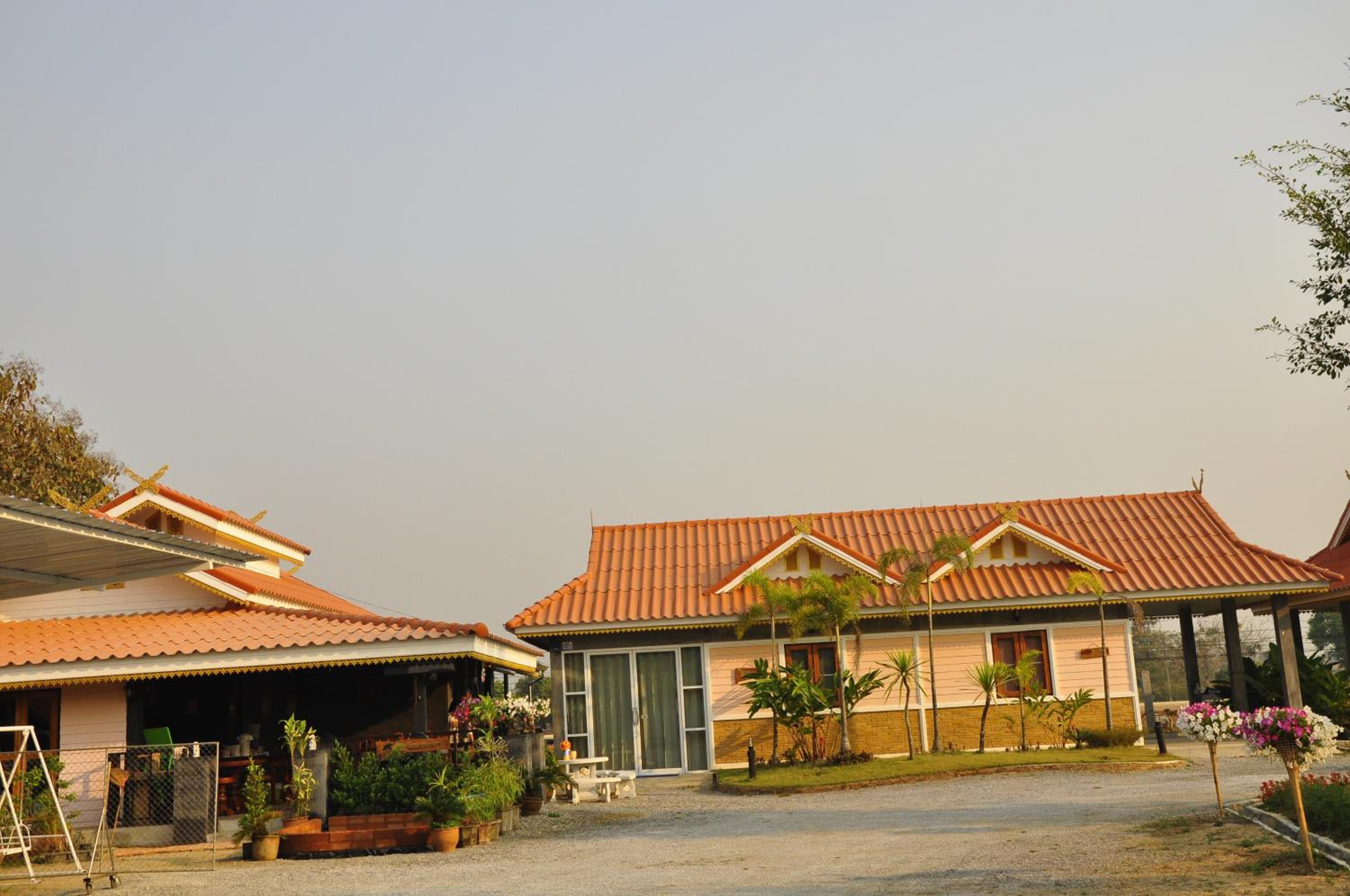 Chiang Rai Khuakrae Resort