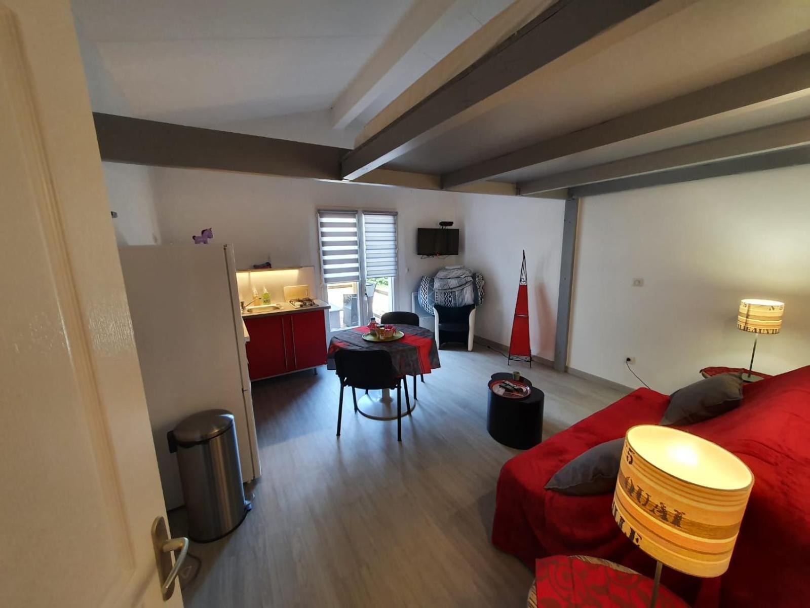 DORMIR A MONTAUBAN Logements Carreyrat Calme et Verdoyant