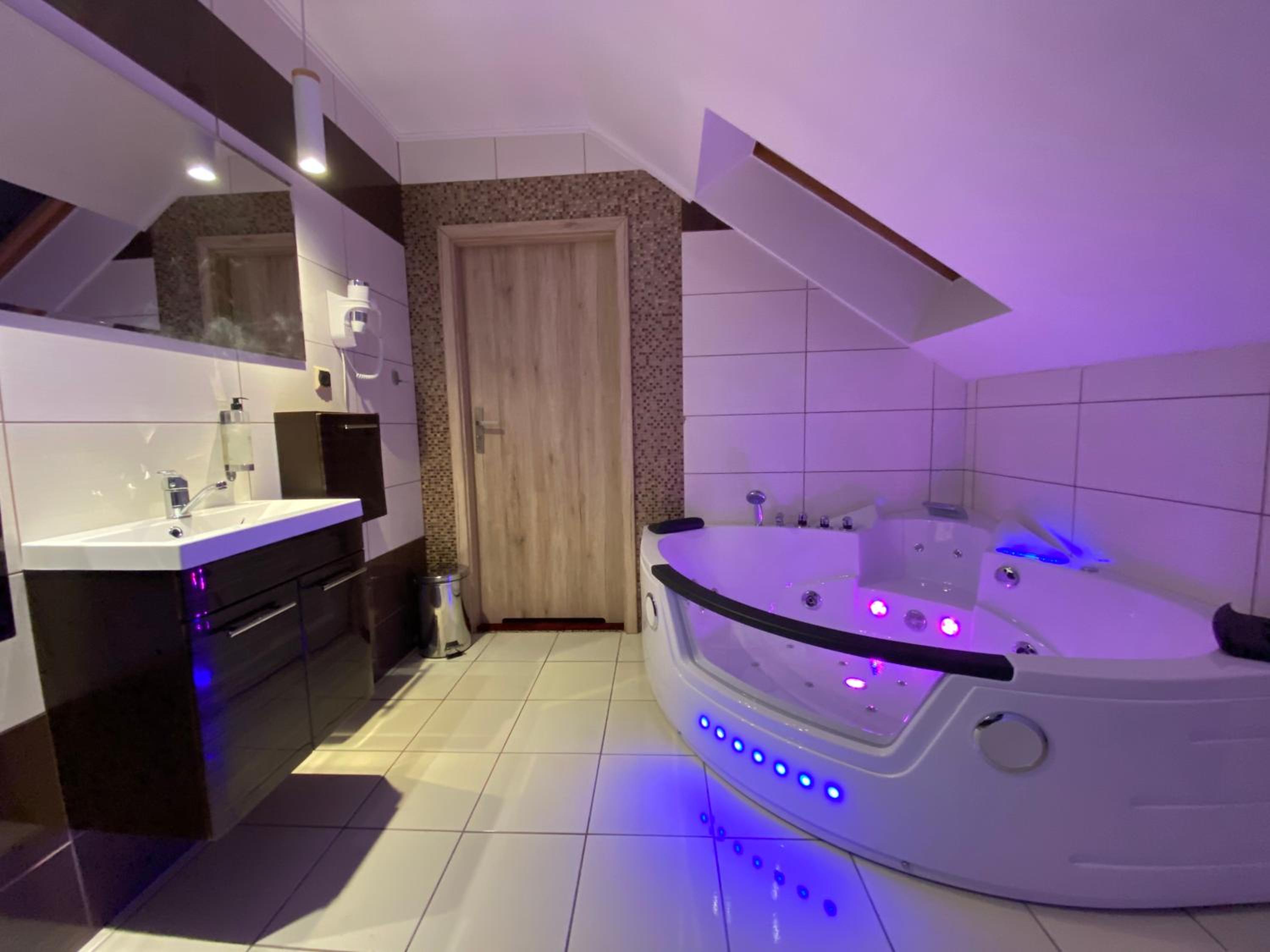 Jacuzzi