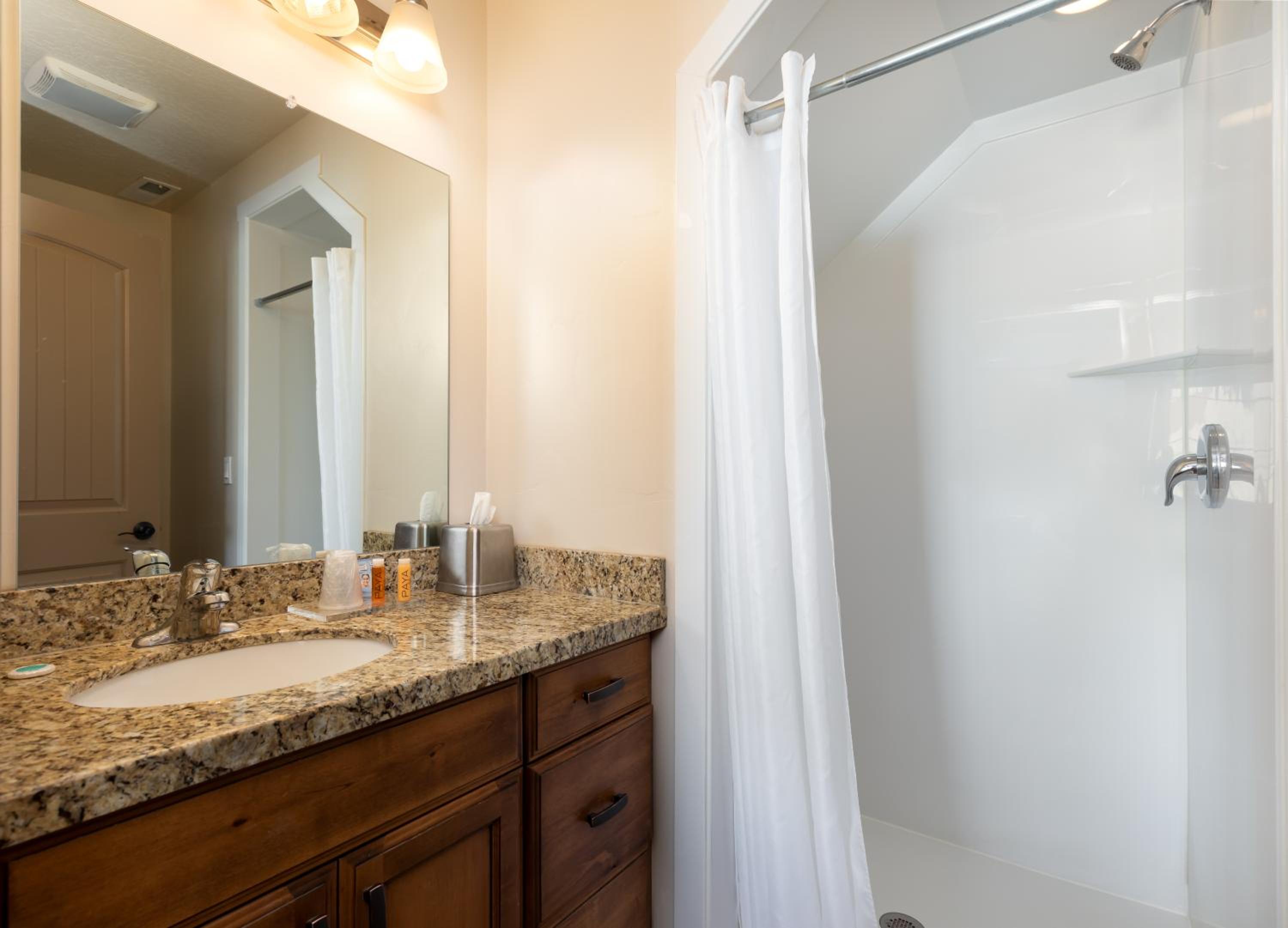 Duchesne Suites