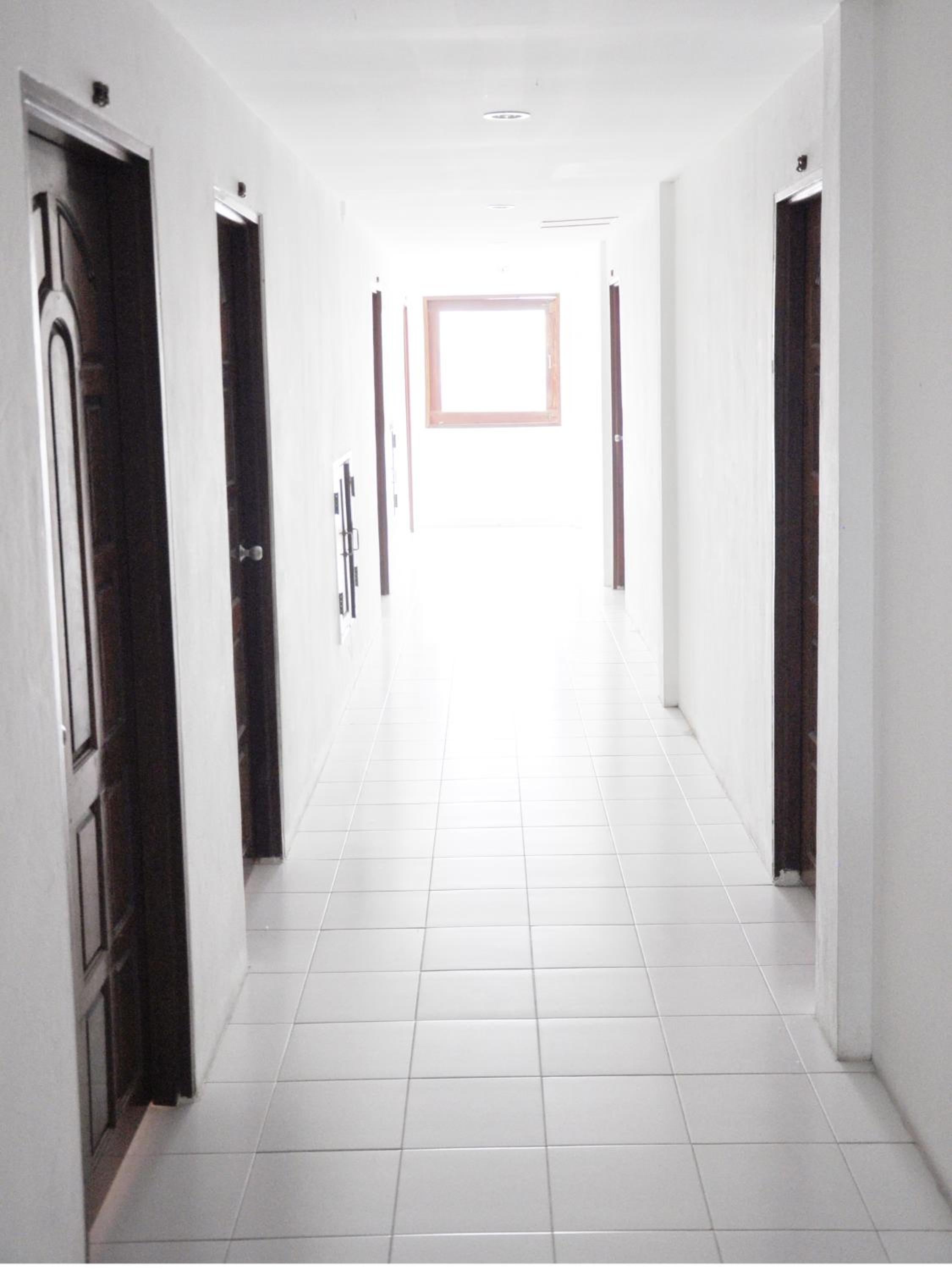 Highfive Guest House