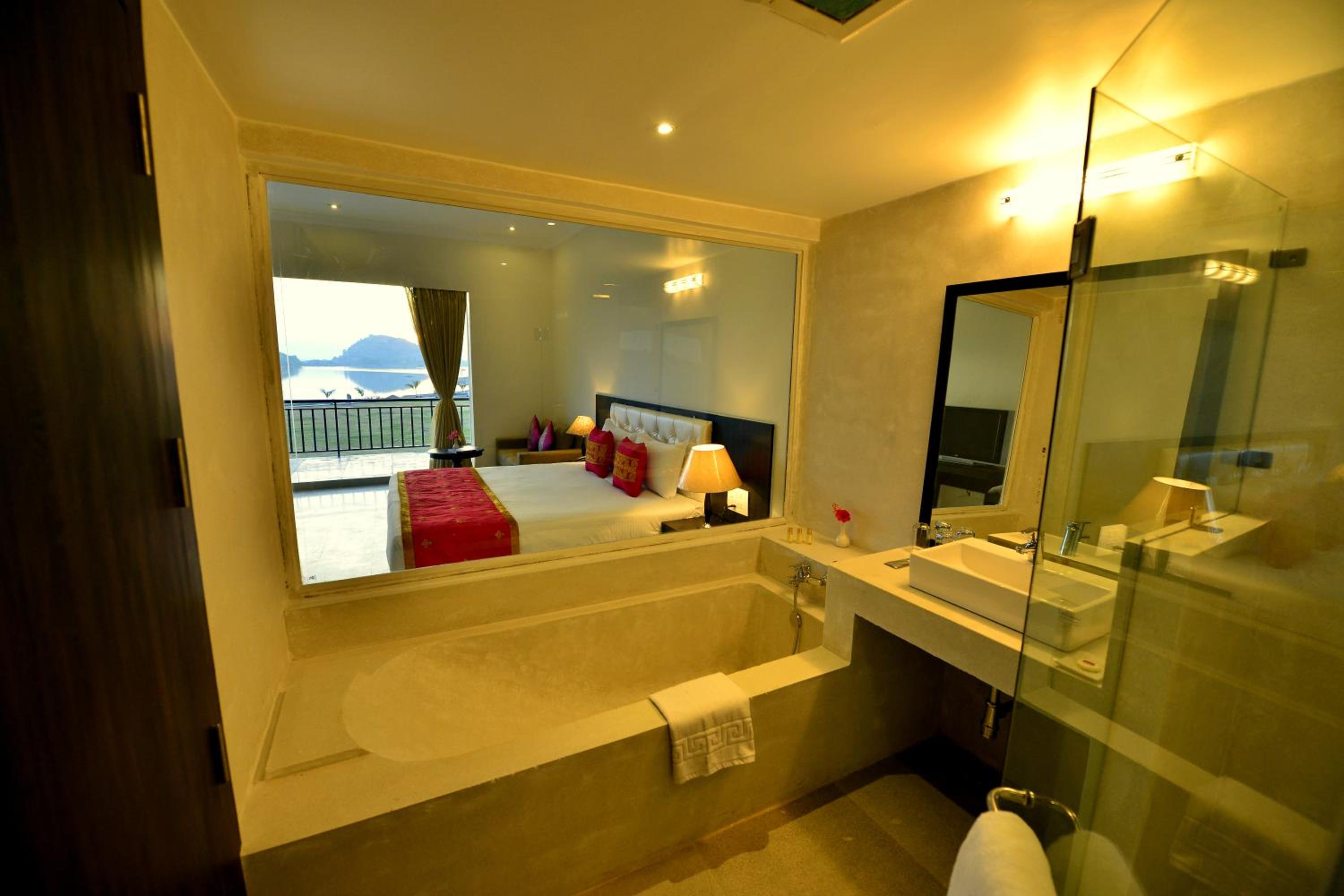 TatSaraasa Resort & Spa, Udaipur