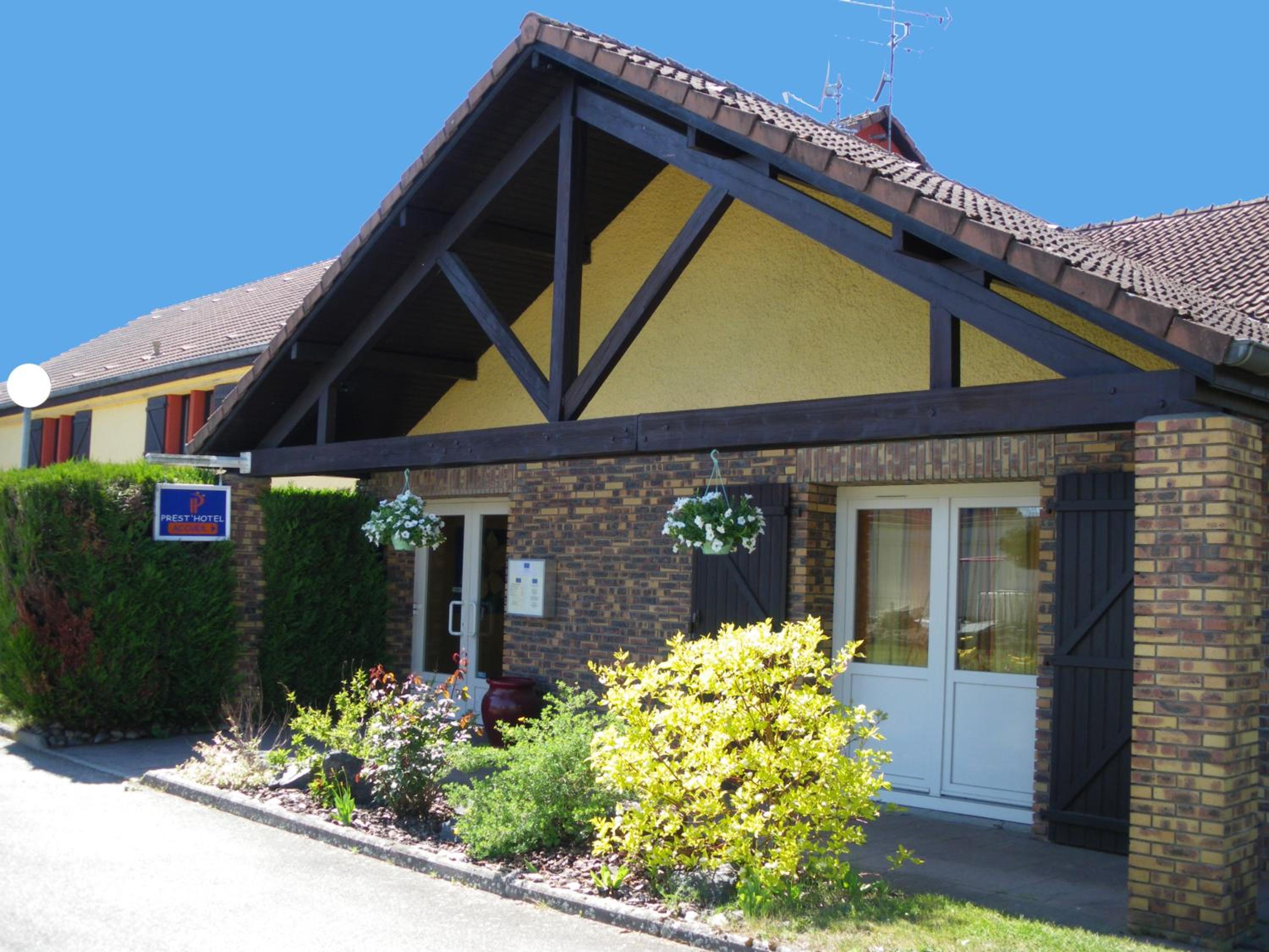 Epinal Vacations - Prest'Hotel Epinal Chavelot - Property Image 1