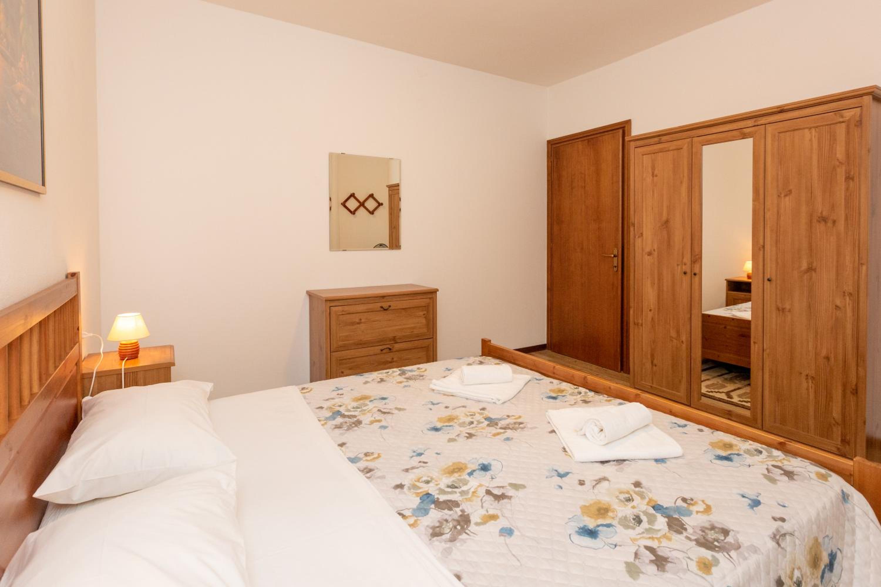 Casa Sofie e Charlotte en Varenna — bedroom