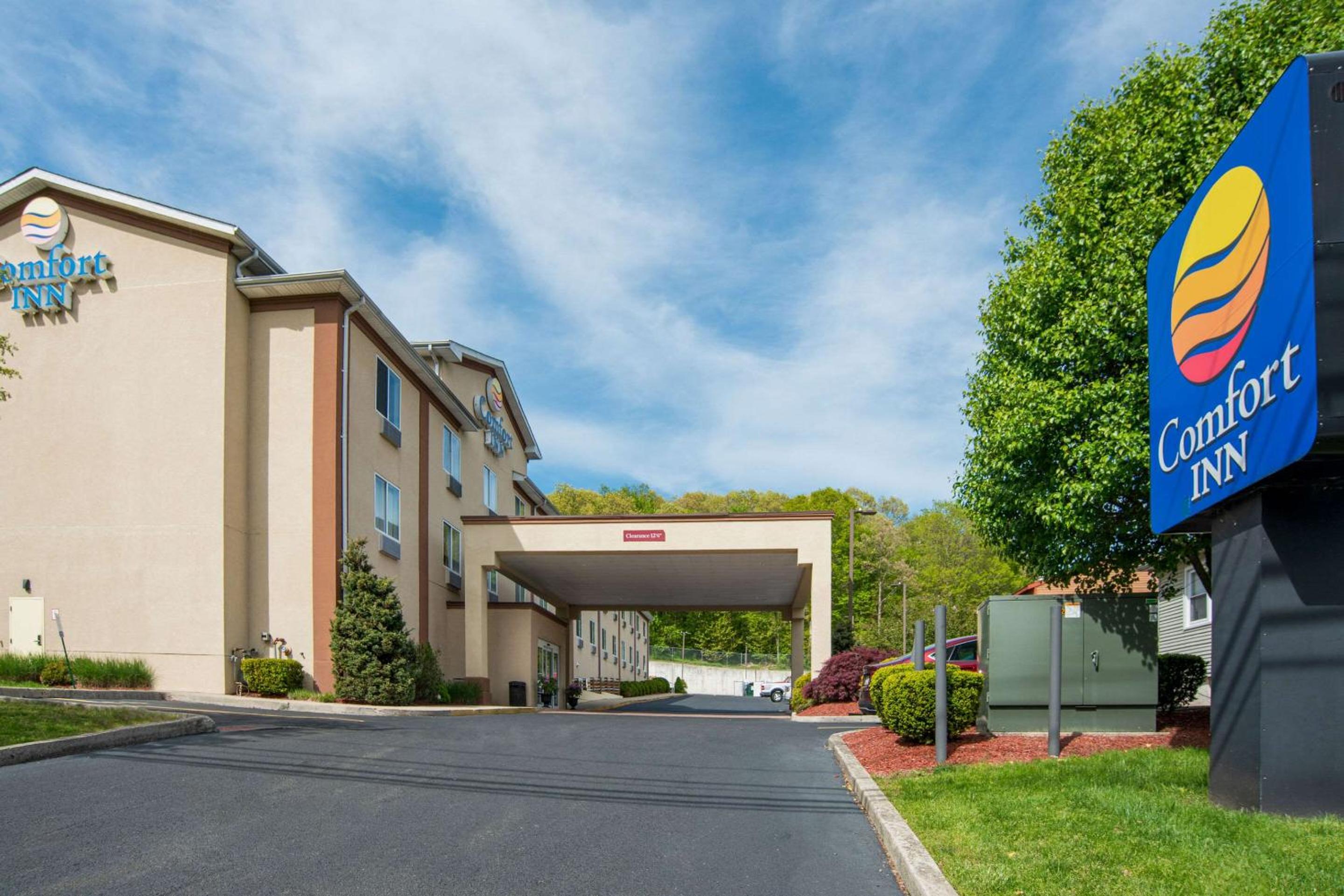 Comfort Inn Naugatuck-Shelton, CT - Property Image 3