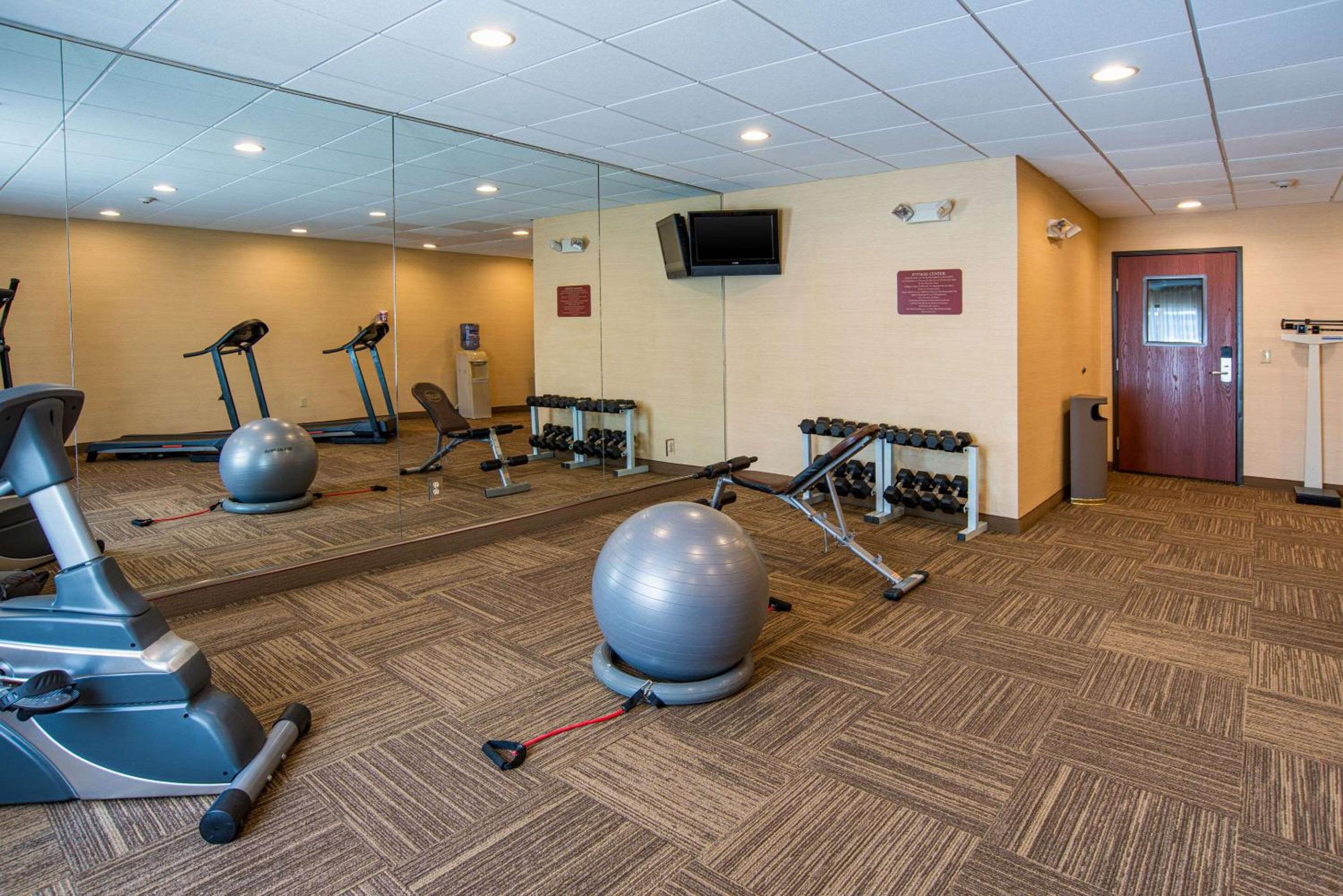 Comfort Inn Naugatuck-Shelton, CT - Property Image 41