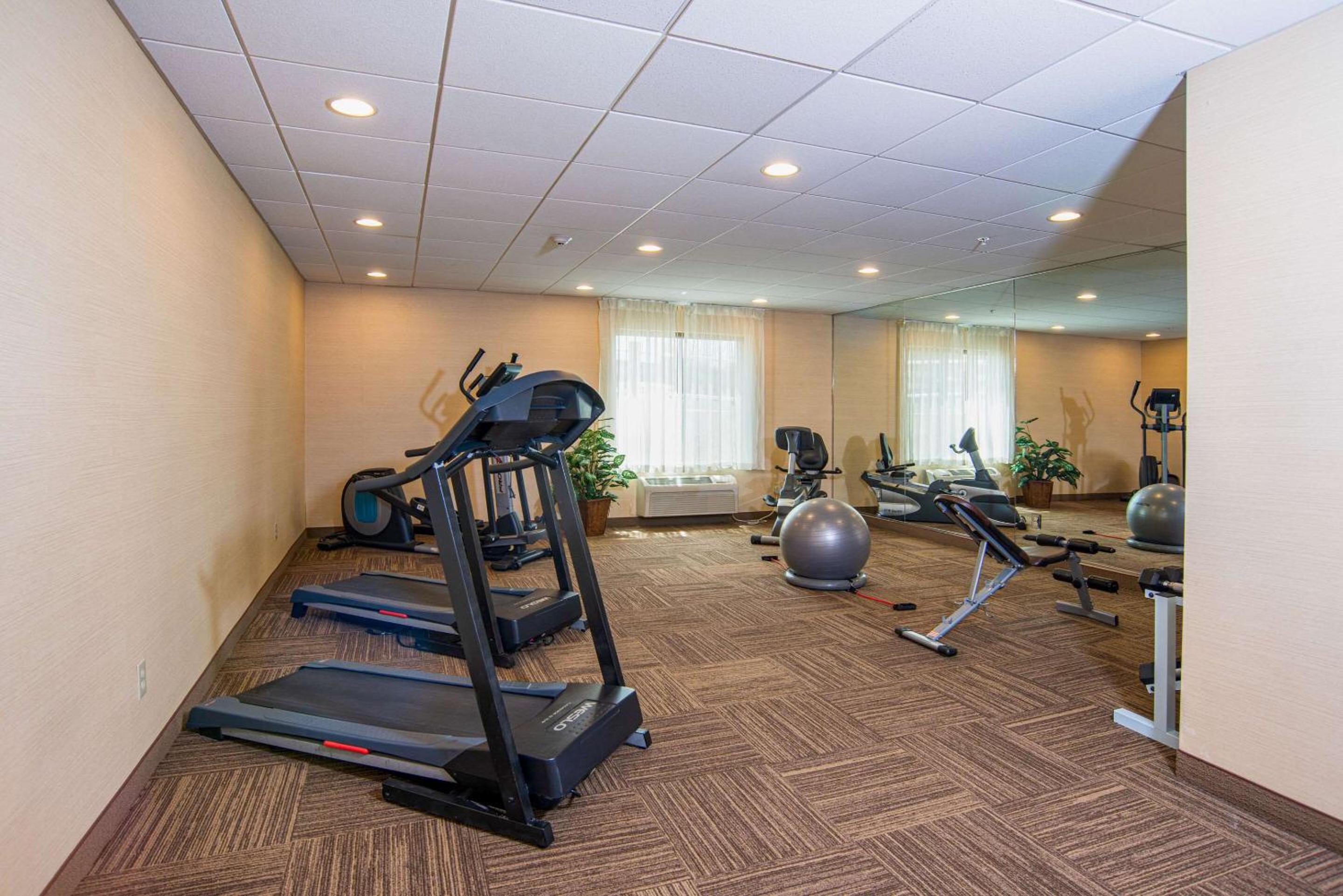 Comfort Inn Naugatuck-Shelton, CT - Property Image 42