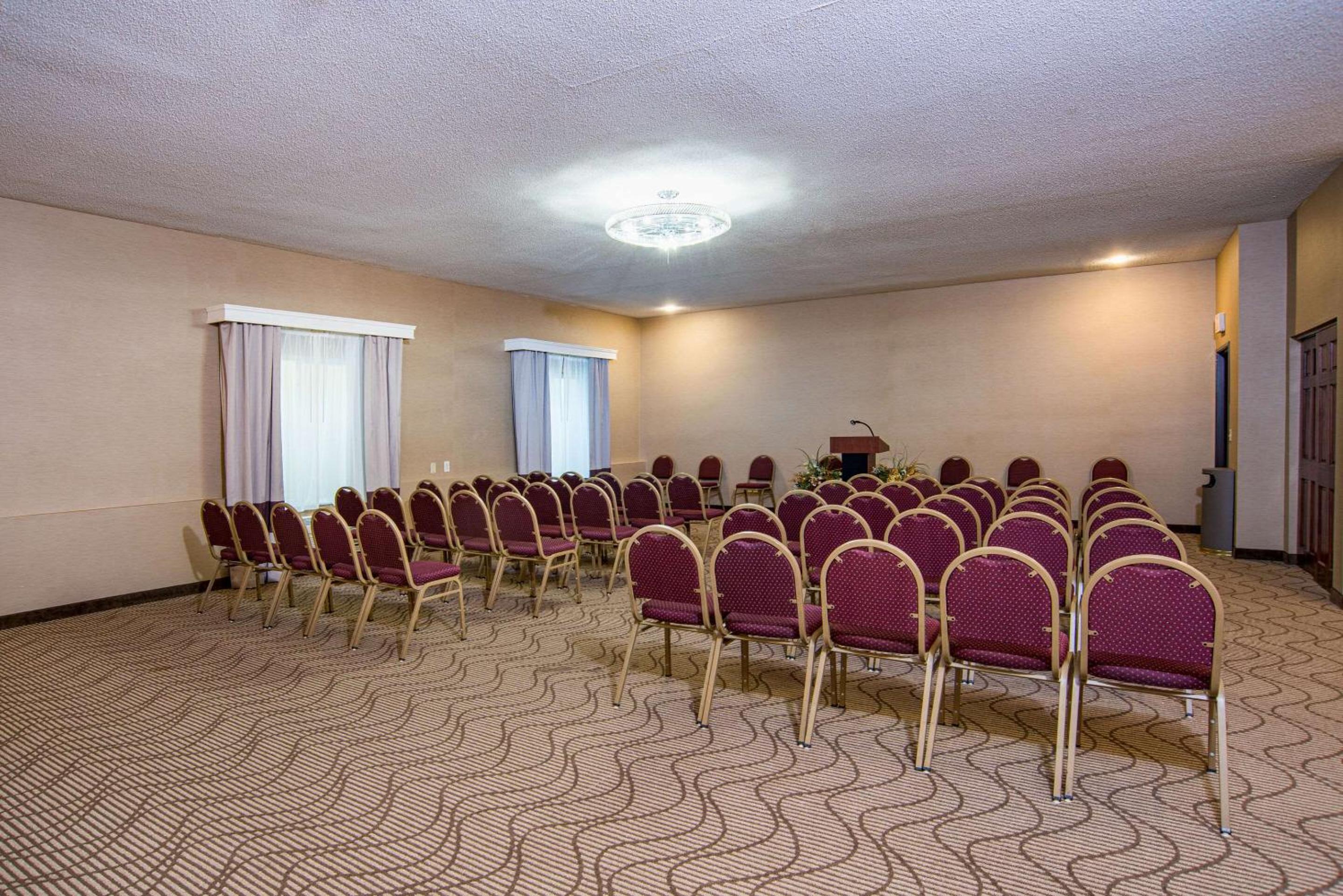 Comfort Inn Naugatuck-Shelton, CT - Property Image 44
