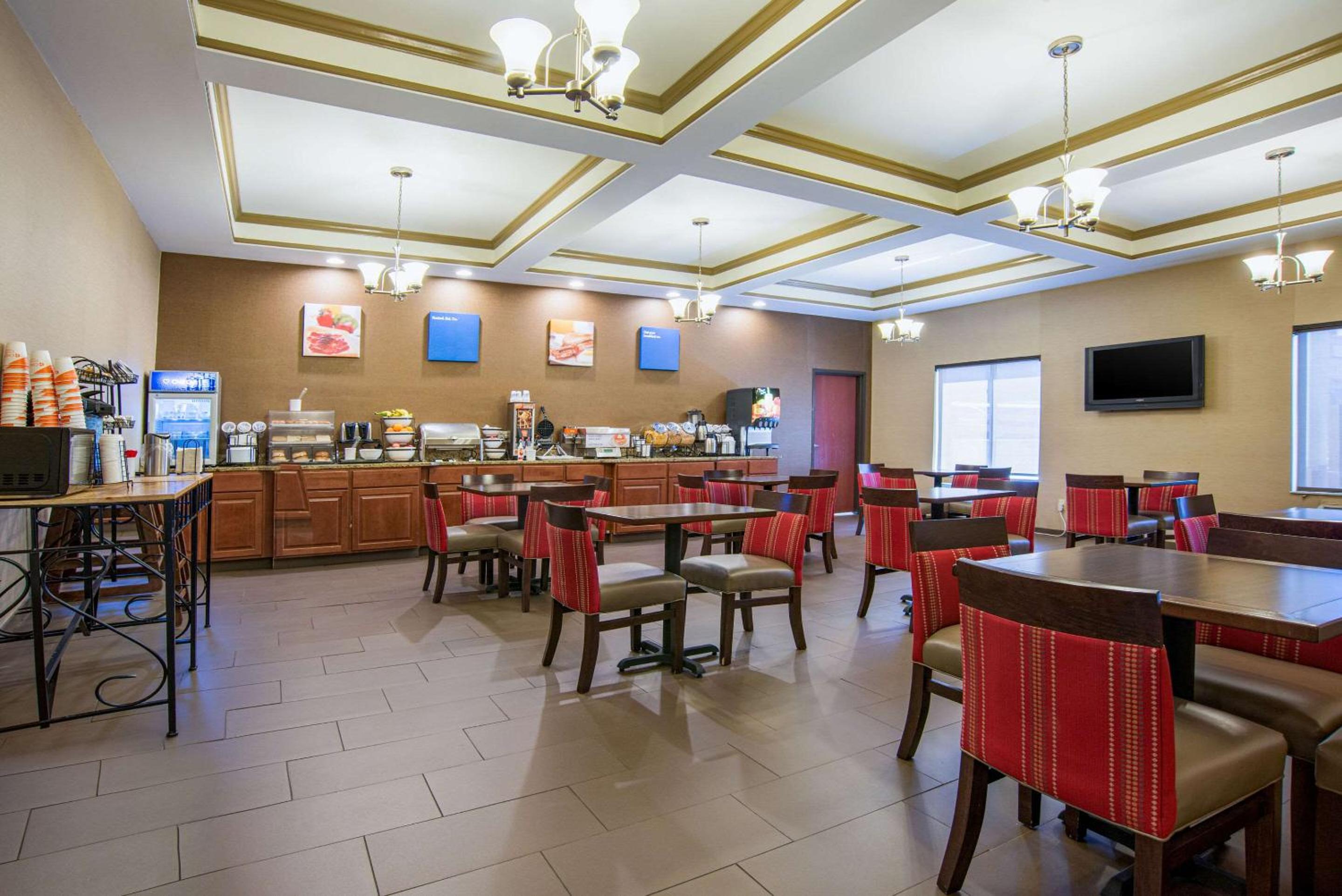 Comfort Inn Naugatuck-Shelton, CT - Property Image 47