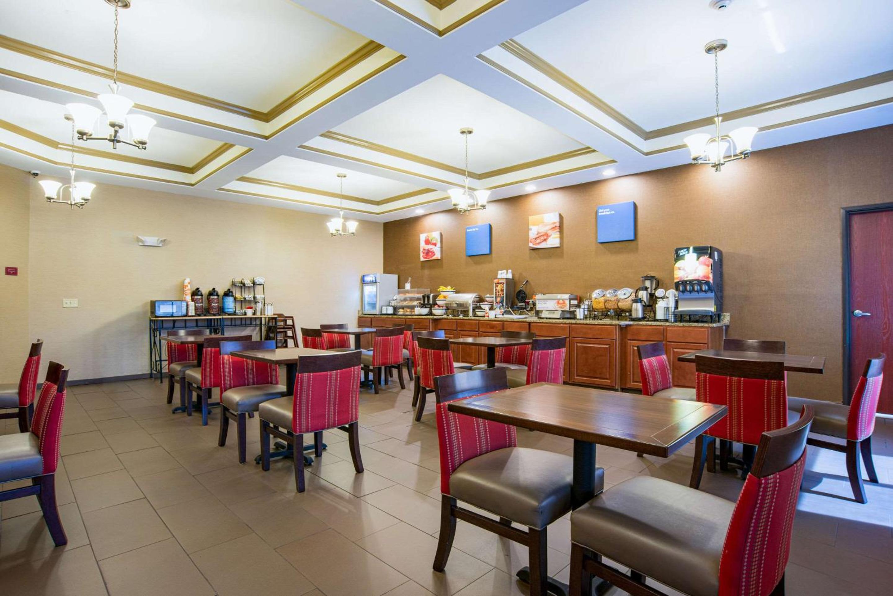 Comfort Inn Naugatuck-Shelton, CT - Property Image 48