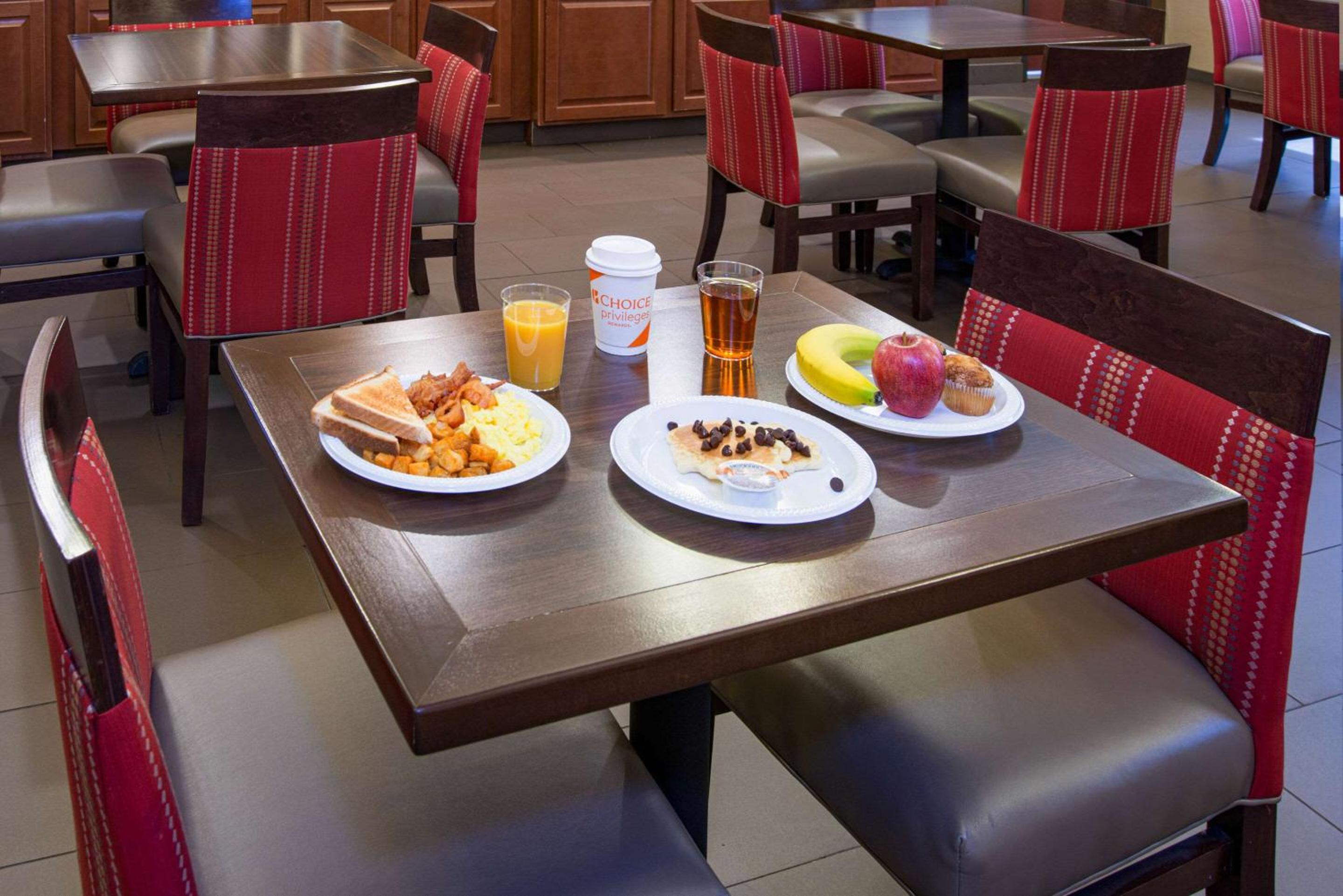 Comfort Inn Naugatuck-Shelton, CT - Property Image 13