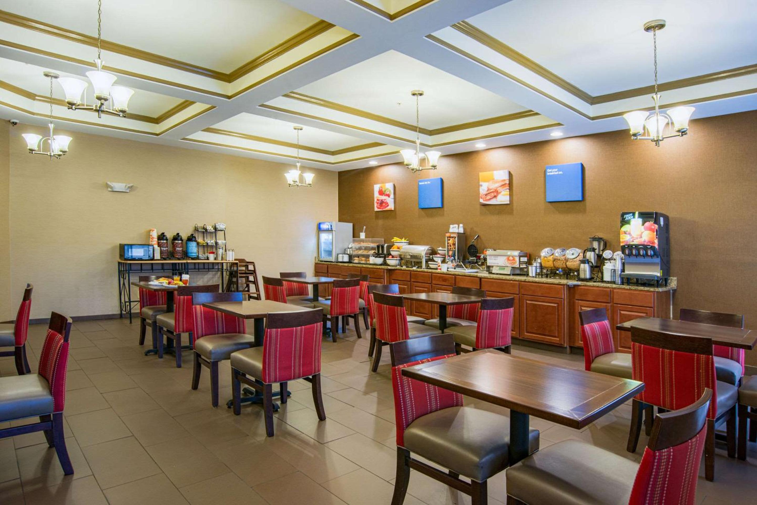Comfort Inn Naugatuck-Shelton, CT - Property Image 16