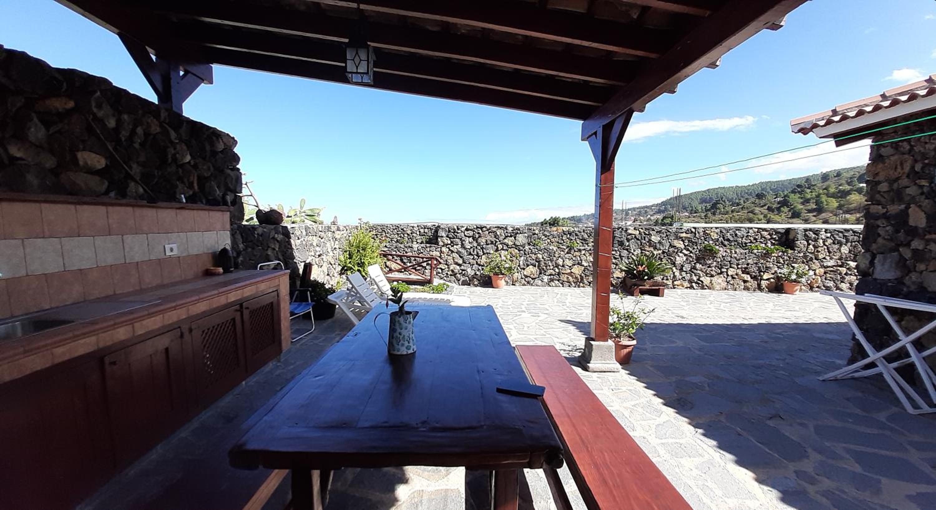 Casas Rurales Los Guinderos view 2