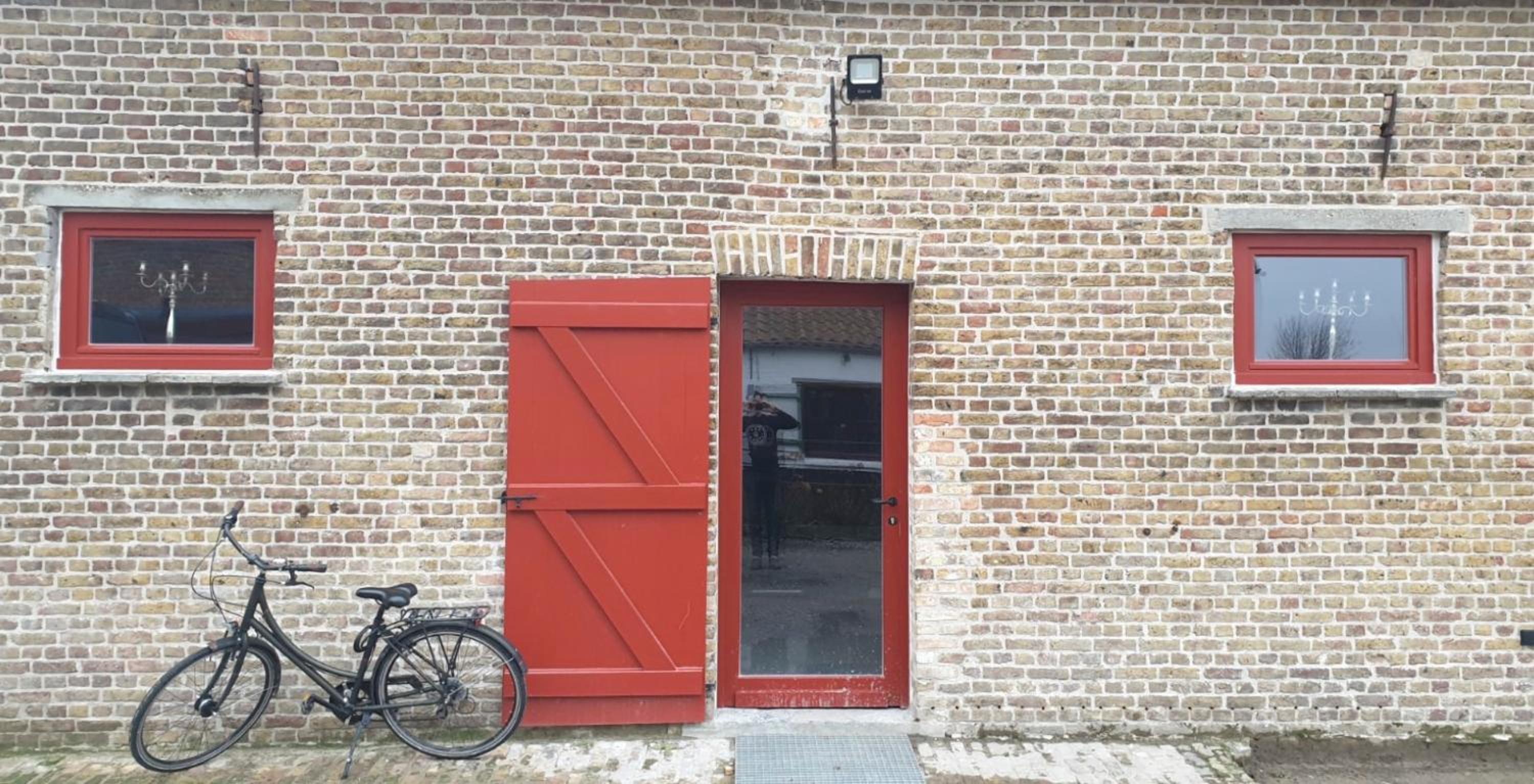 Maenhoudthoeve met zwembad en sauna