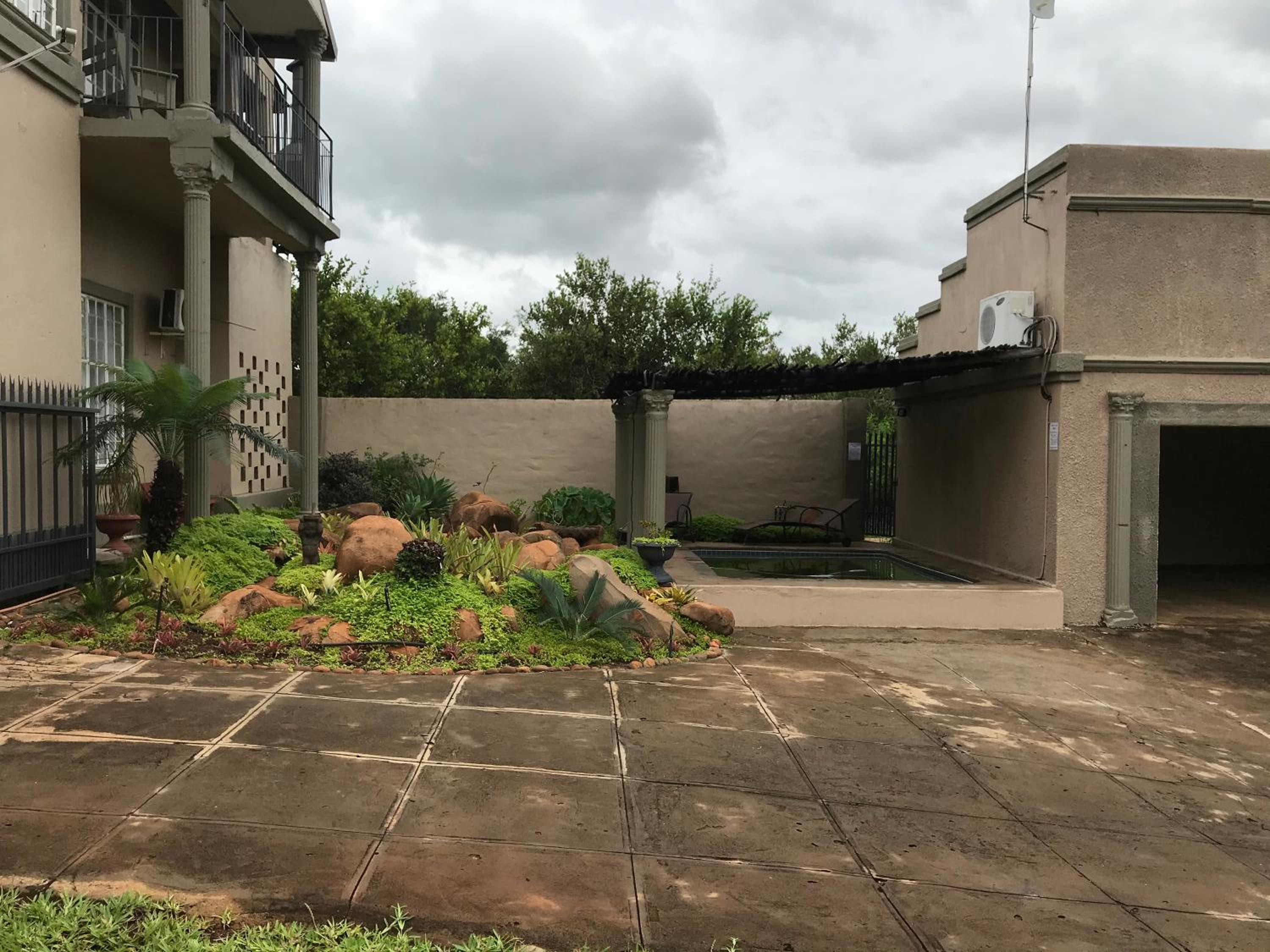 Komati Kruger Villas view 4