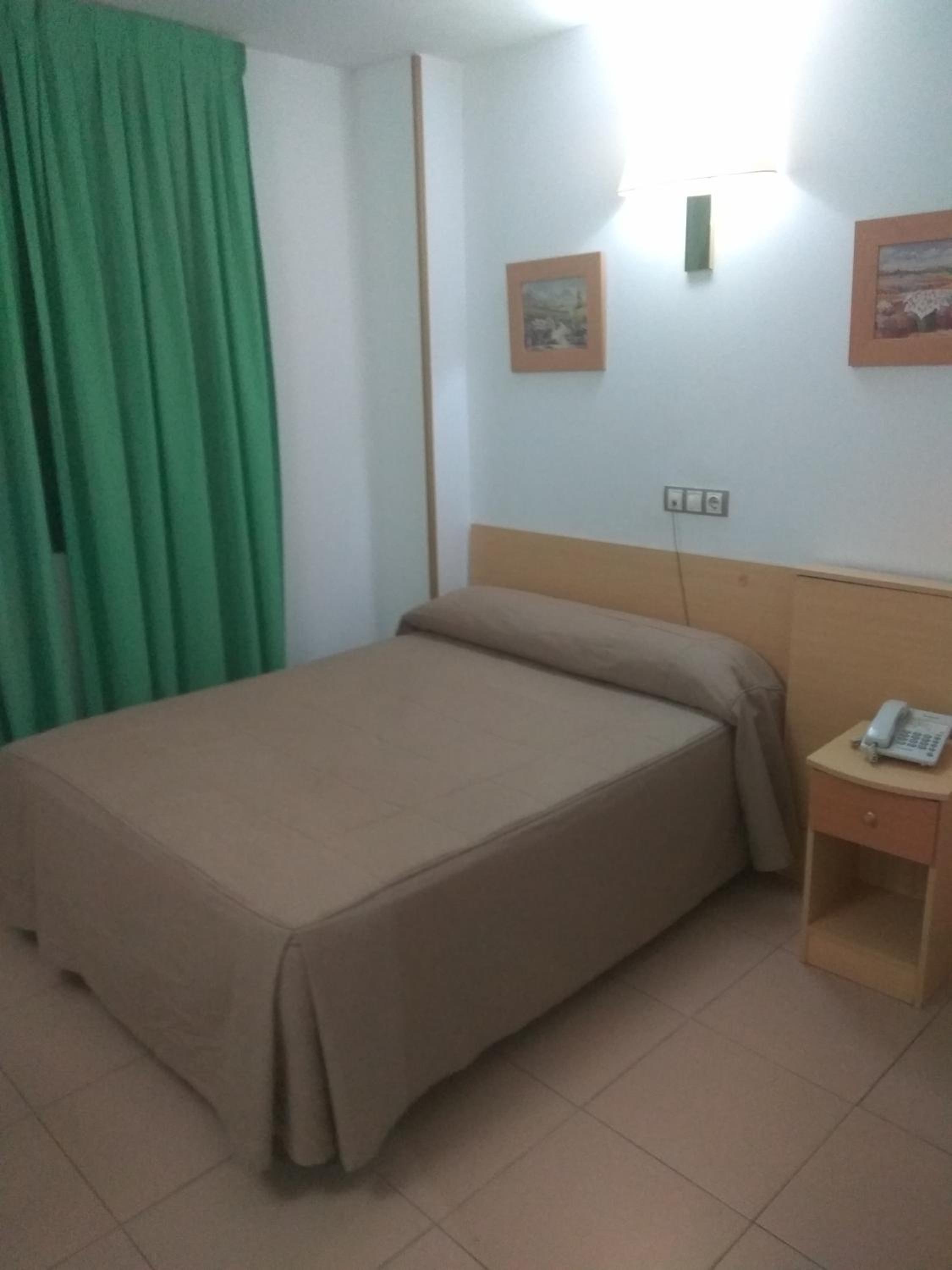 Hostal El Arco