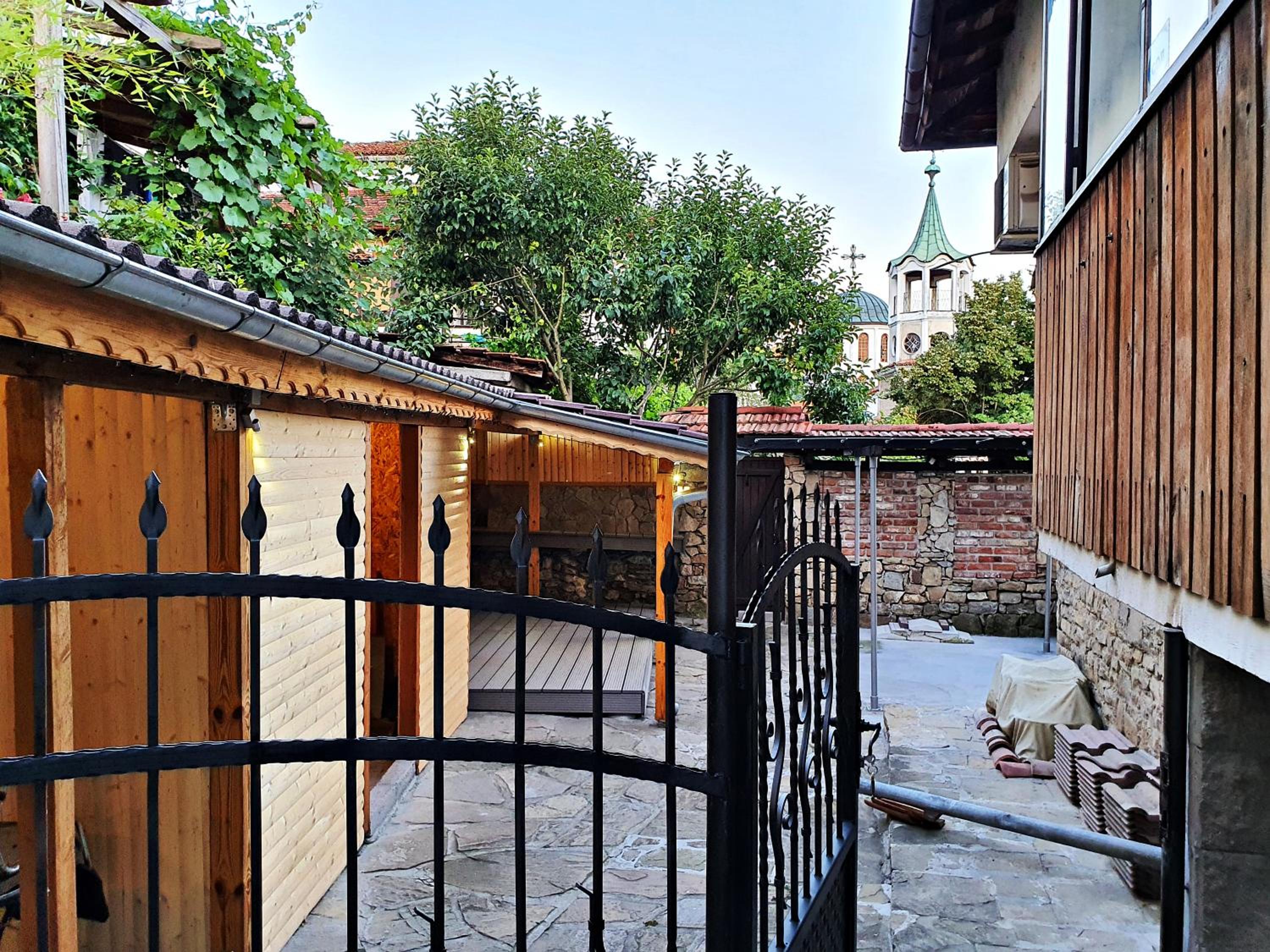 Trendy Inn