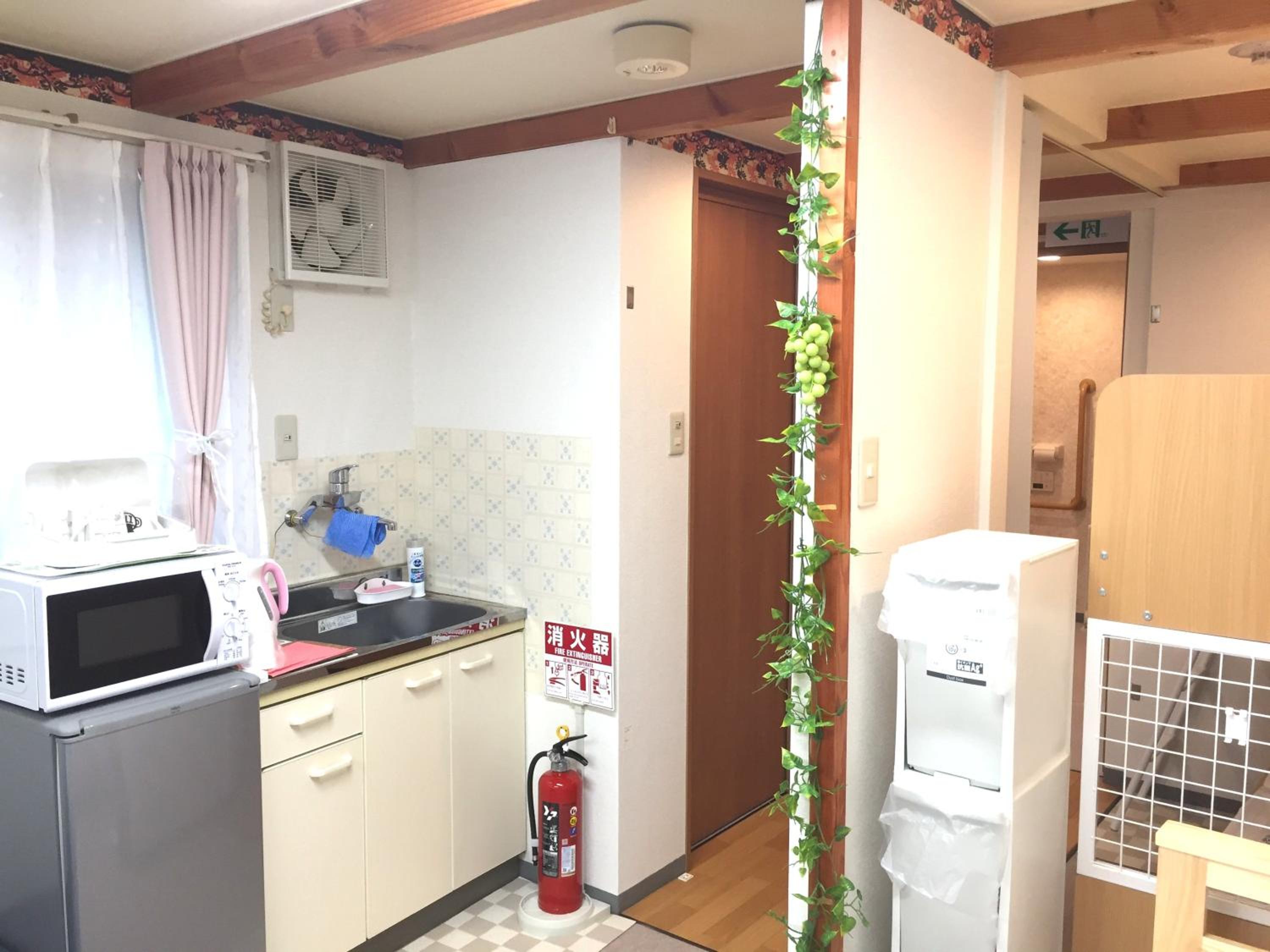 The Familiar Inn ー 2 min walk to subway, 5 min to Namba Station