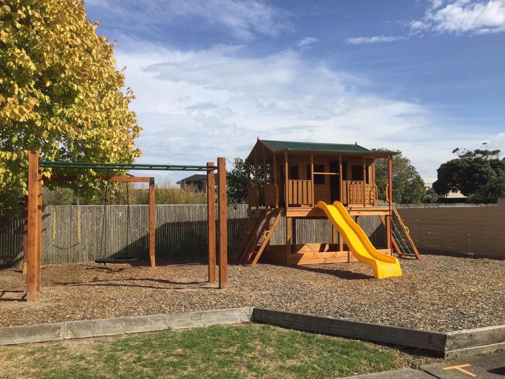 Rosebud Beach Unit 200 mt to Beach Late checkout